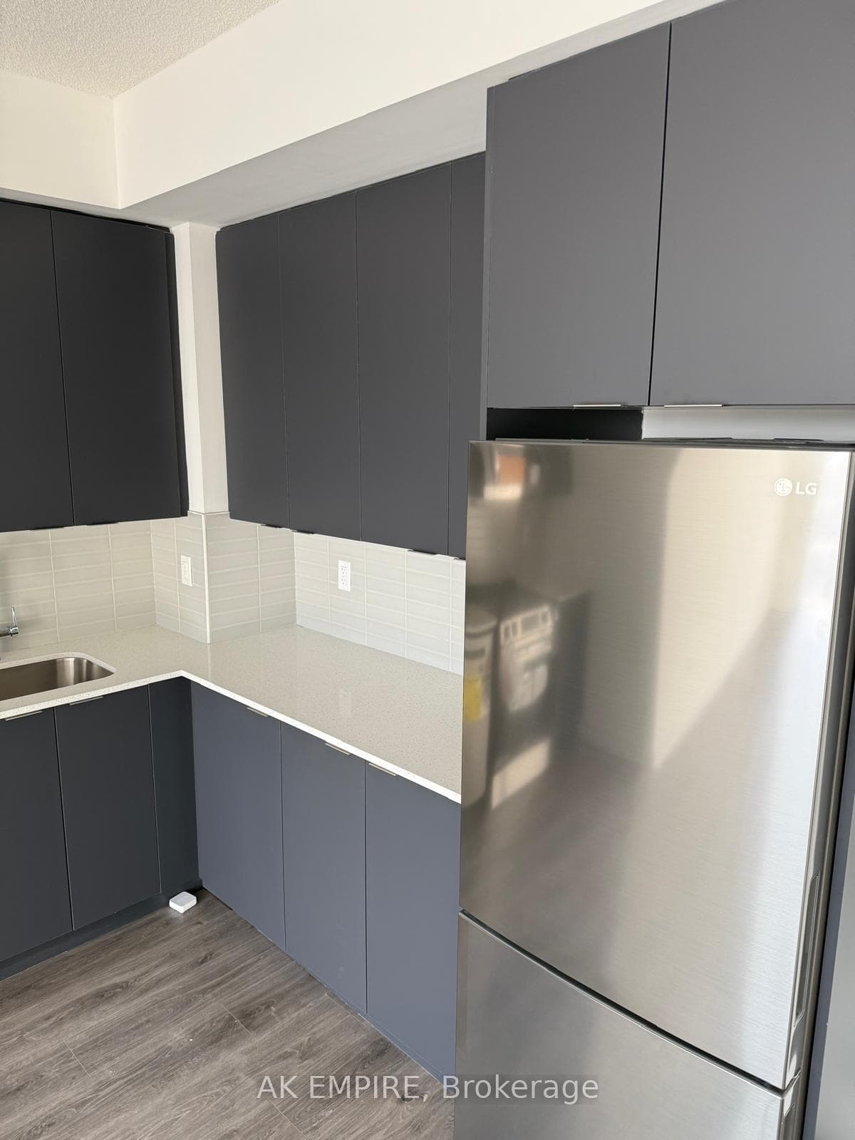 225 Malta Avenue Unit 313 photo 3