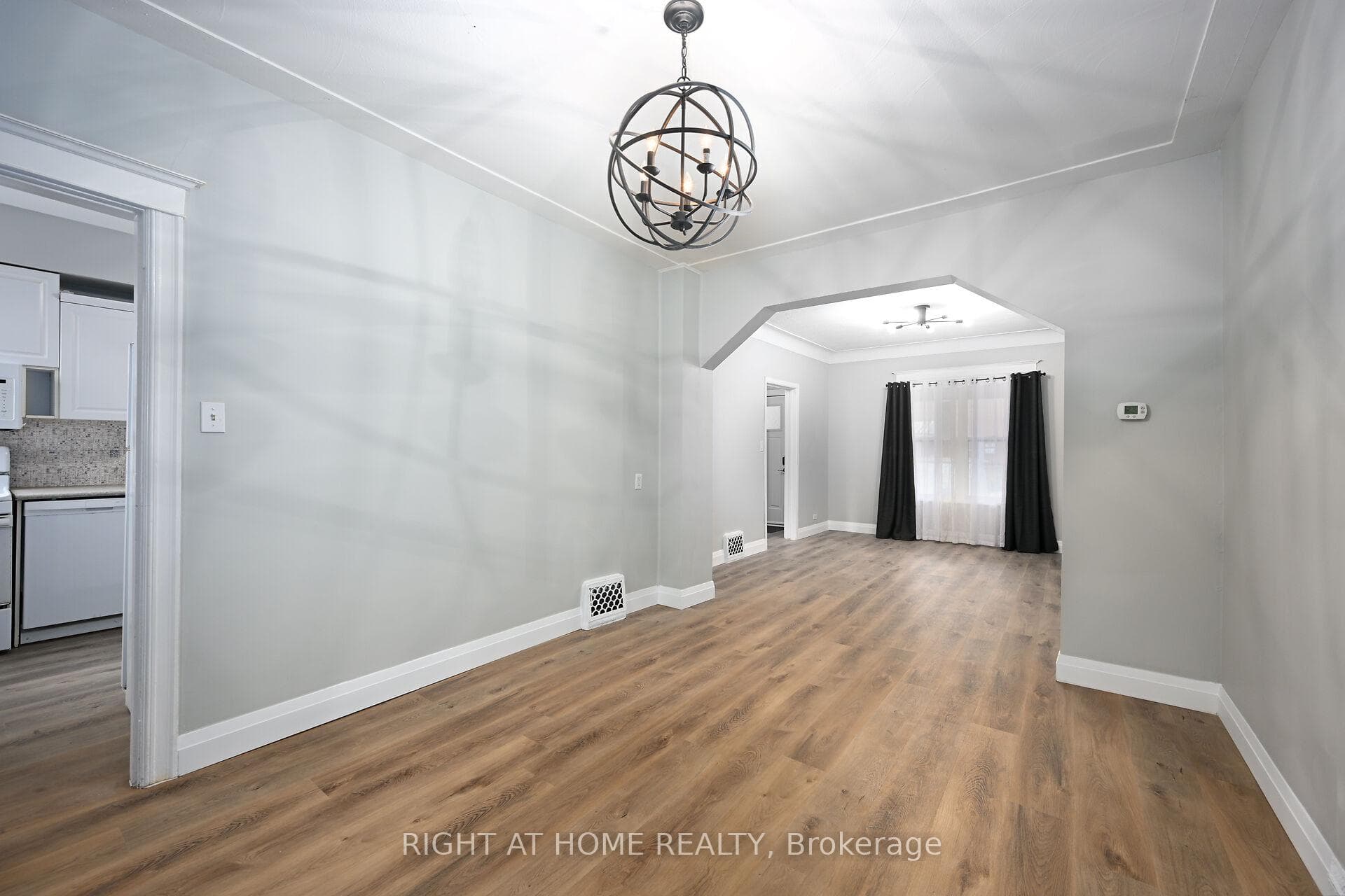 Living & Dining room