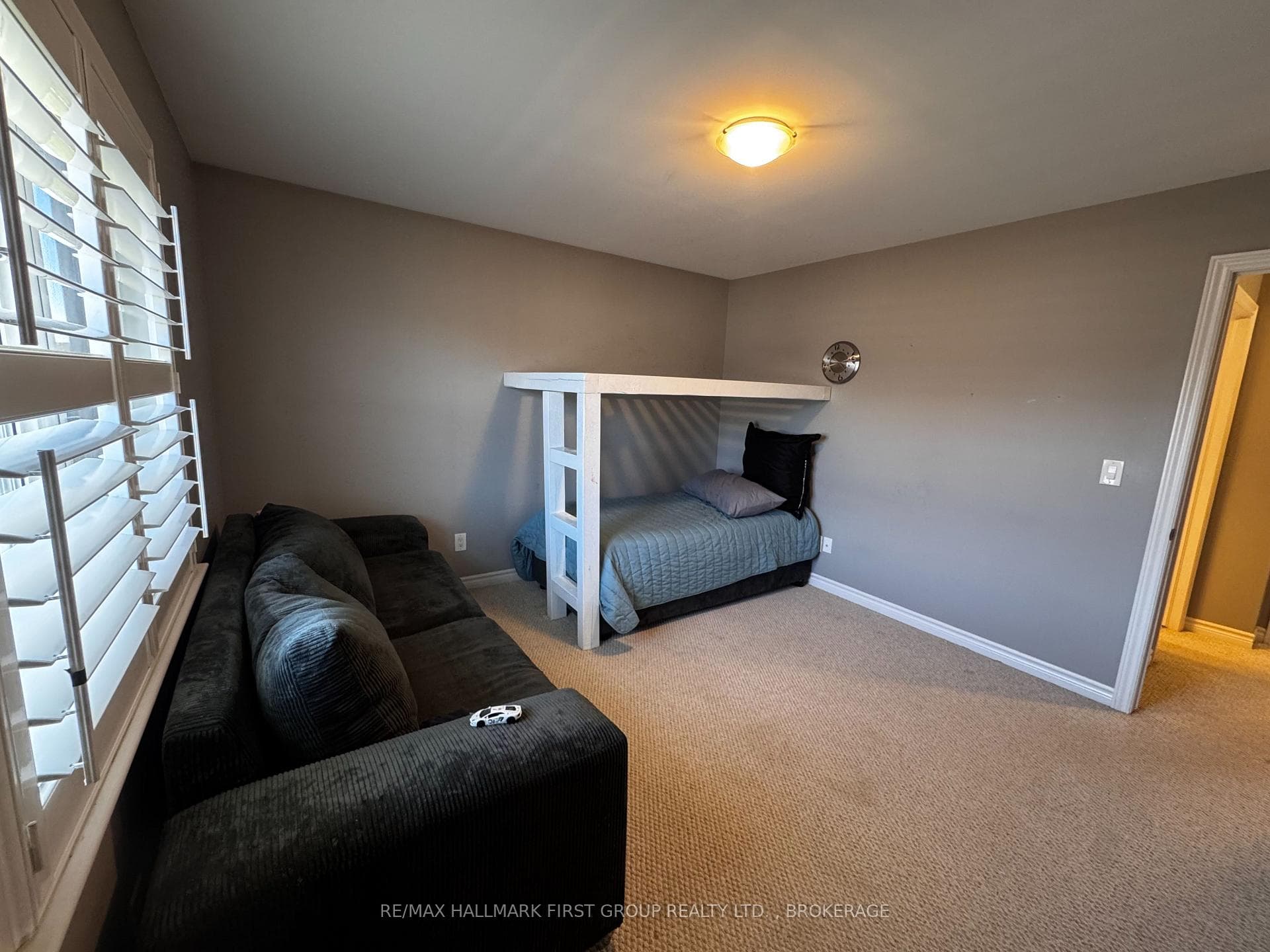 1098 Woodhaven Drive photo 22