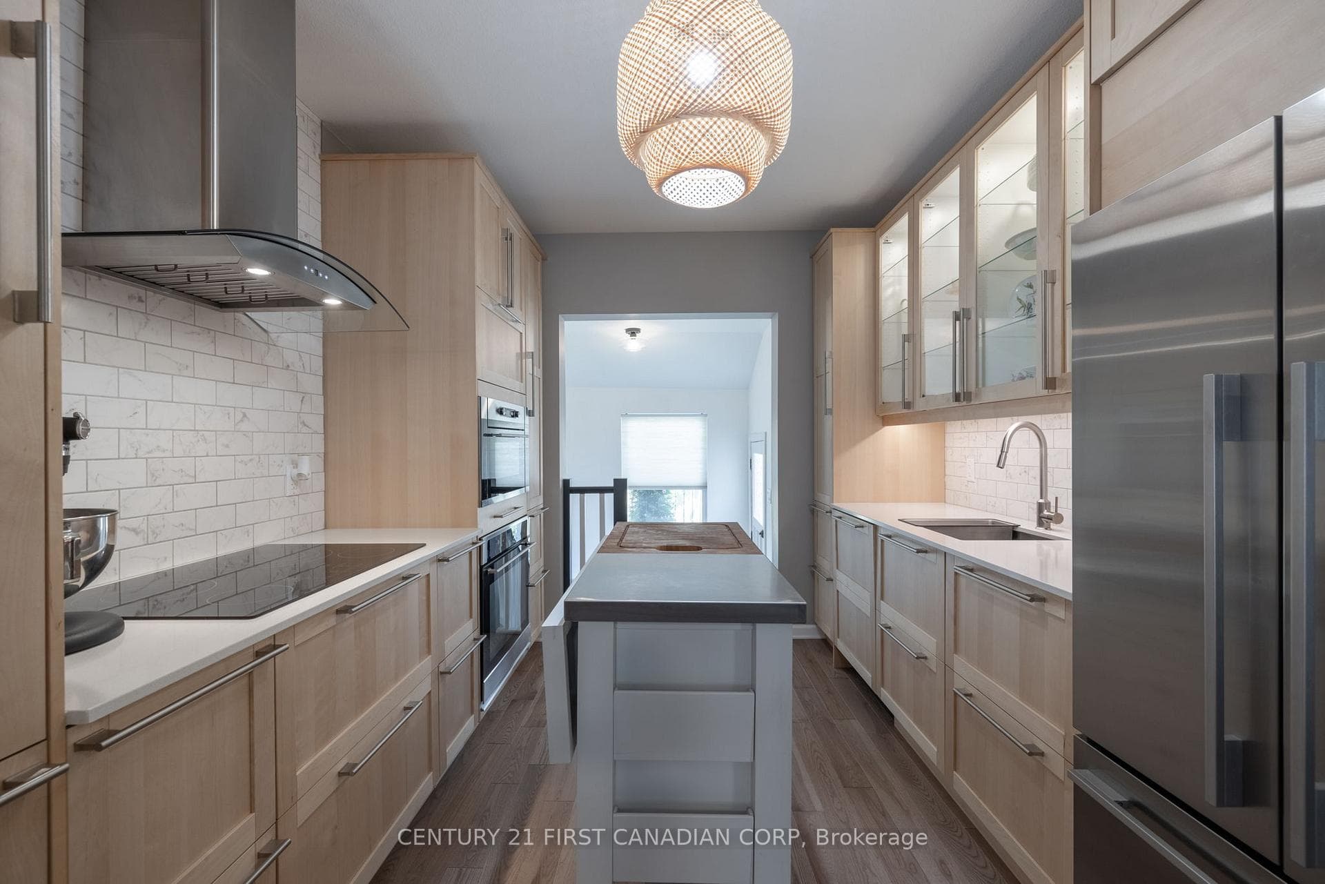 336 Mornington Avenue photo 10