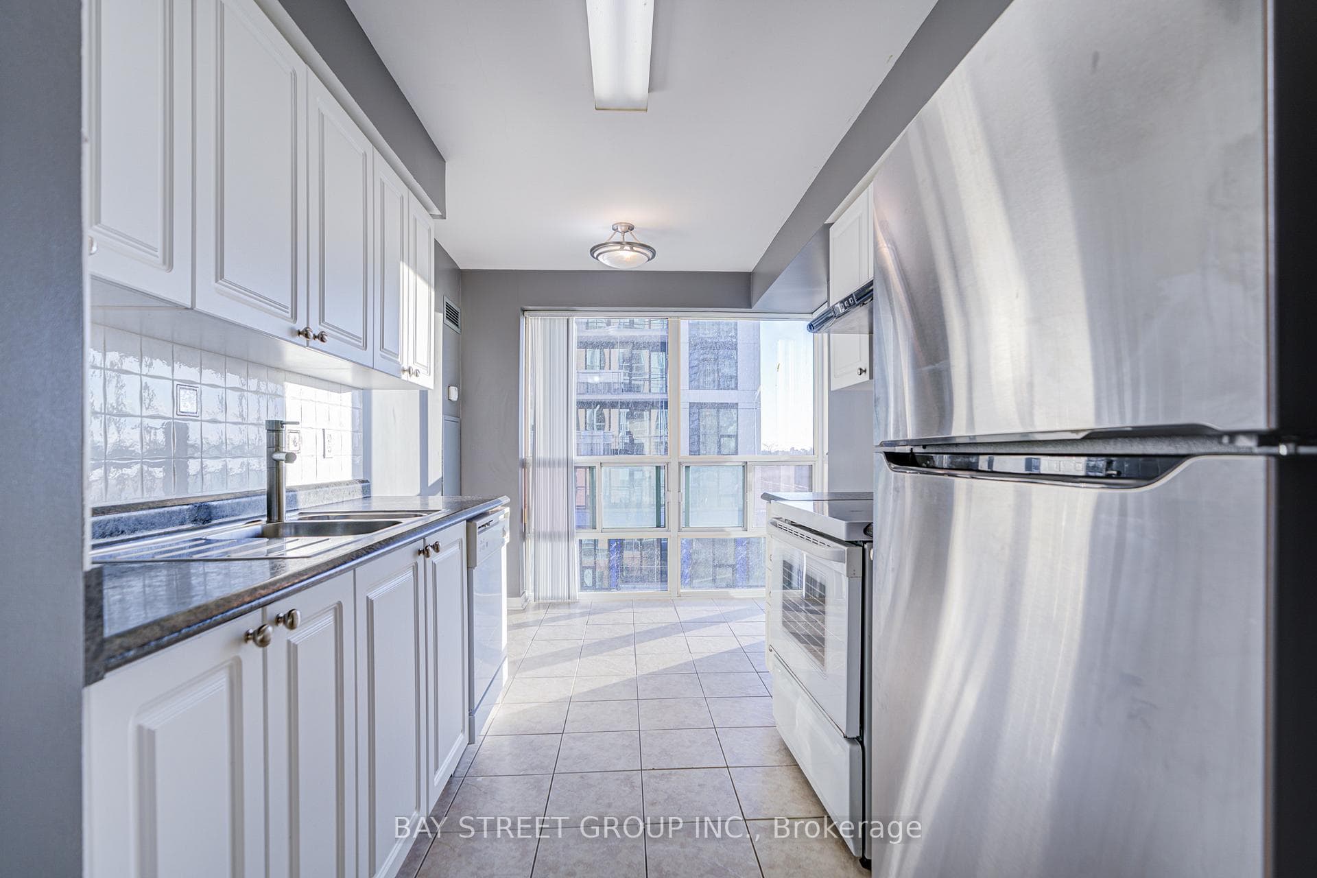28 Olive Avenue Unit 802 photo 15