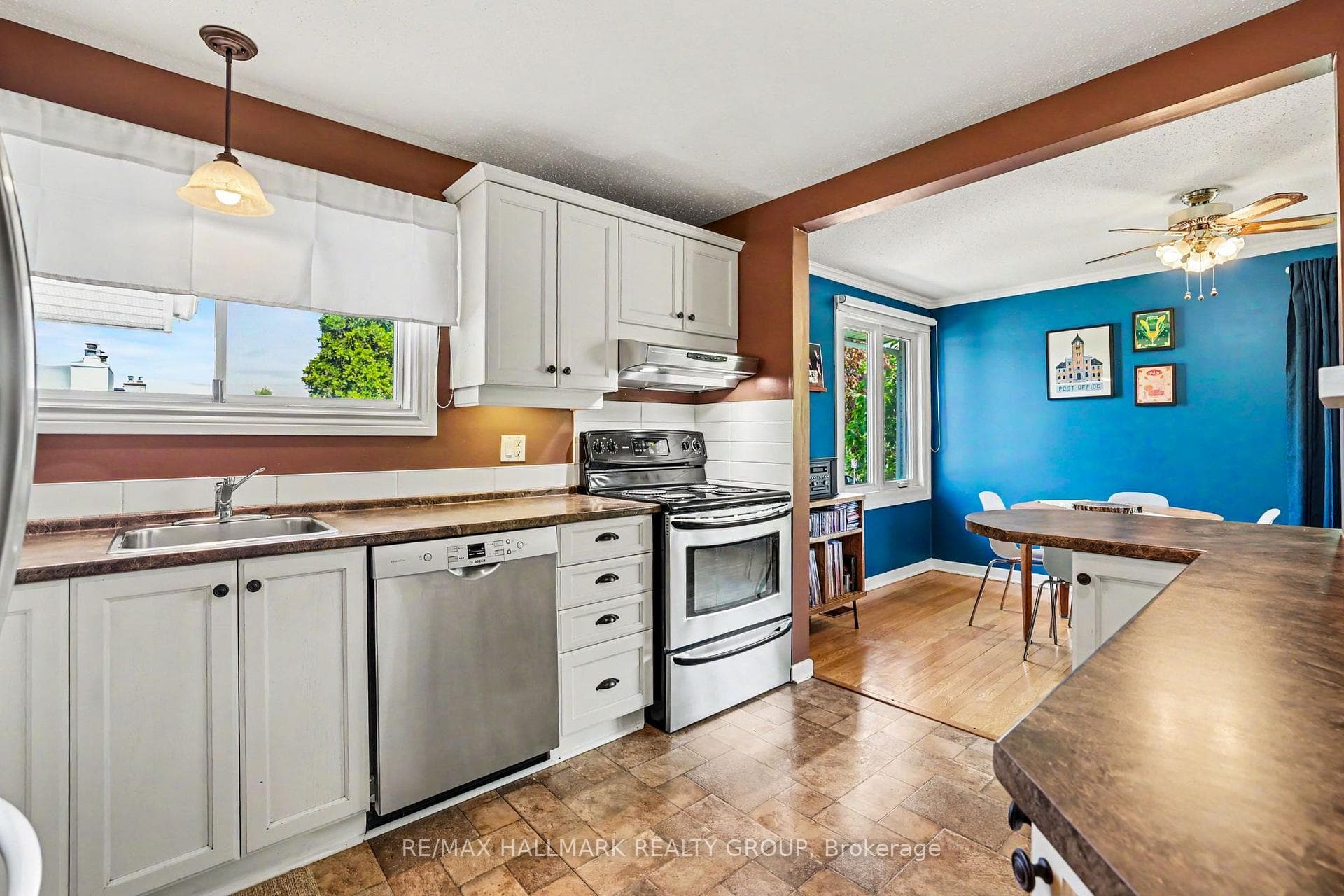 33 Newbury Avenue photo 11