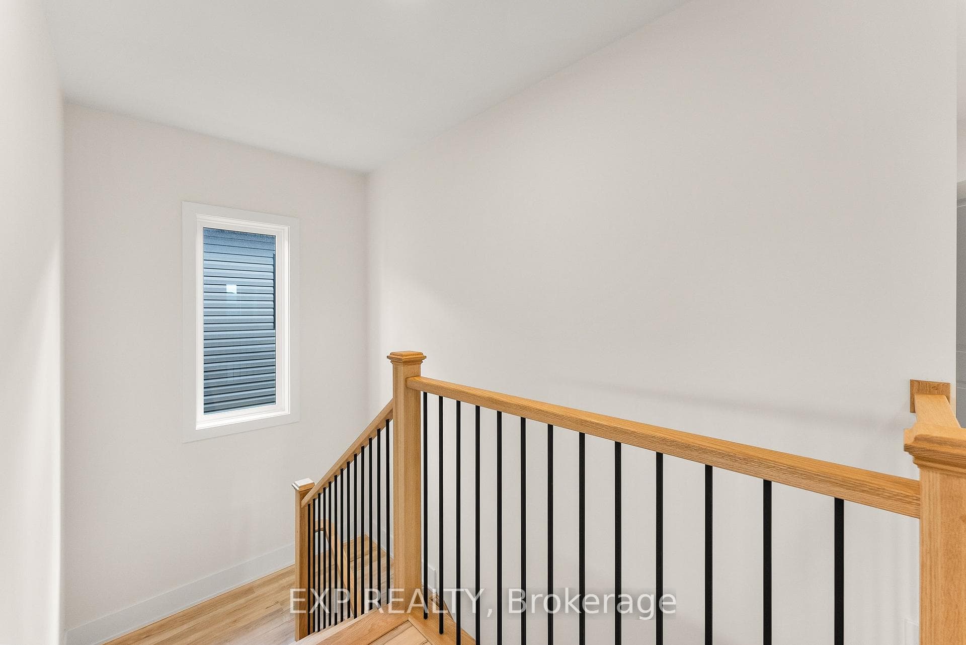 39 Alicia Crescent photo 40