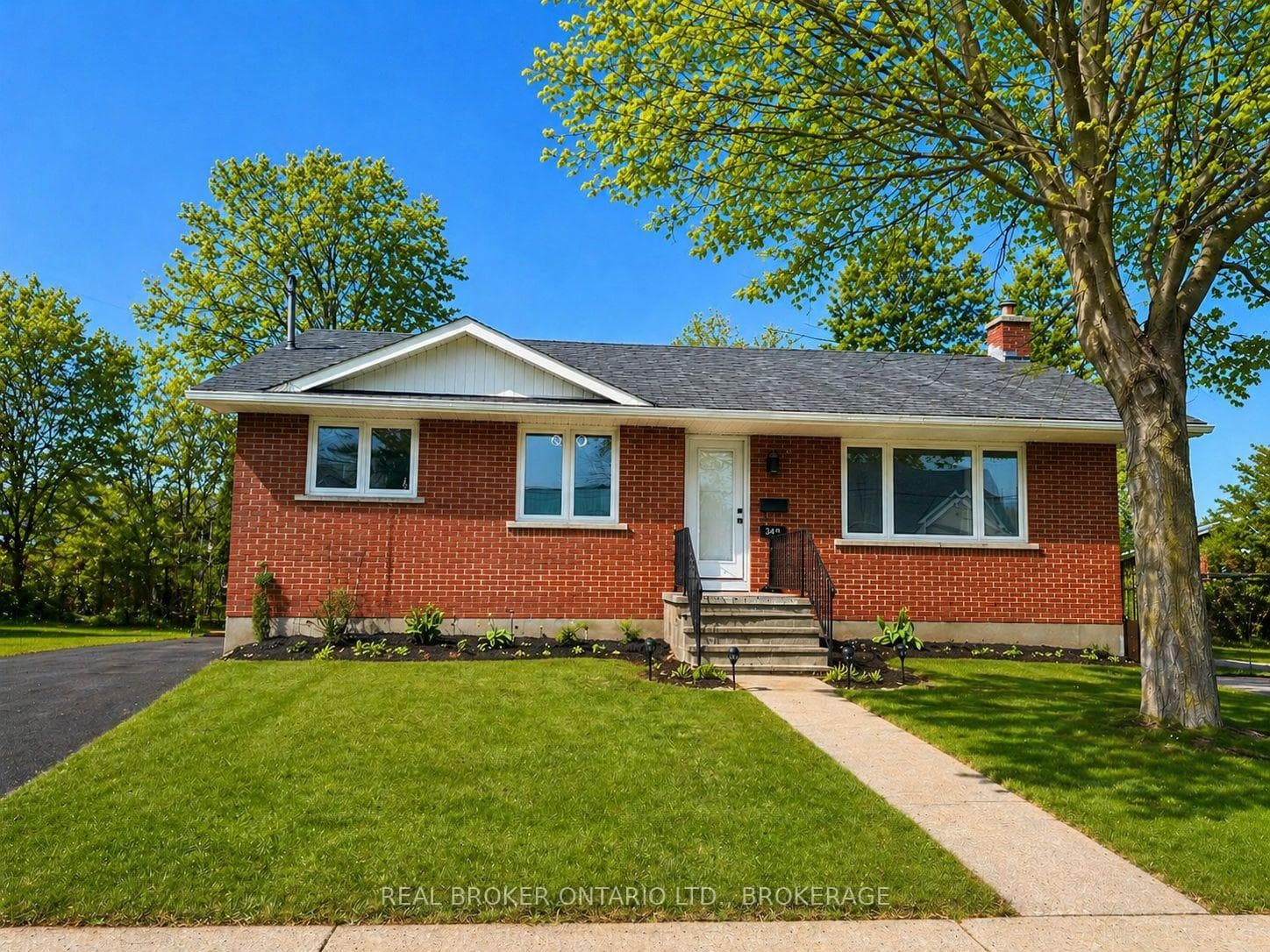 340 River Street photo 2