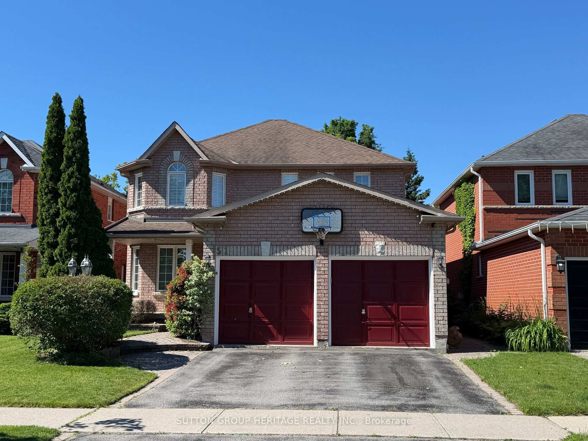 51 Annie Crescent photo 1