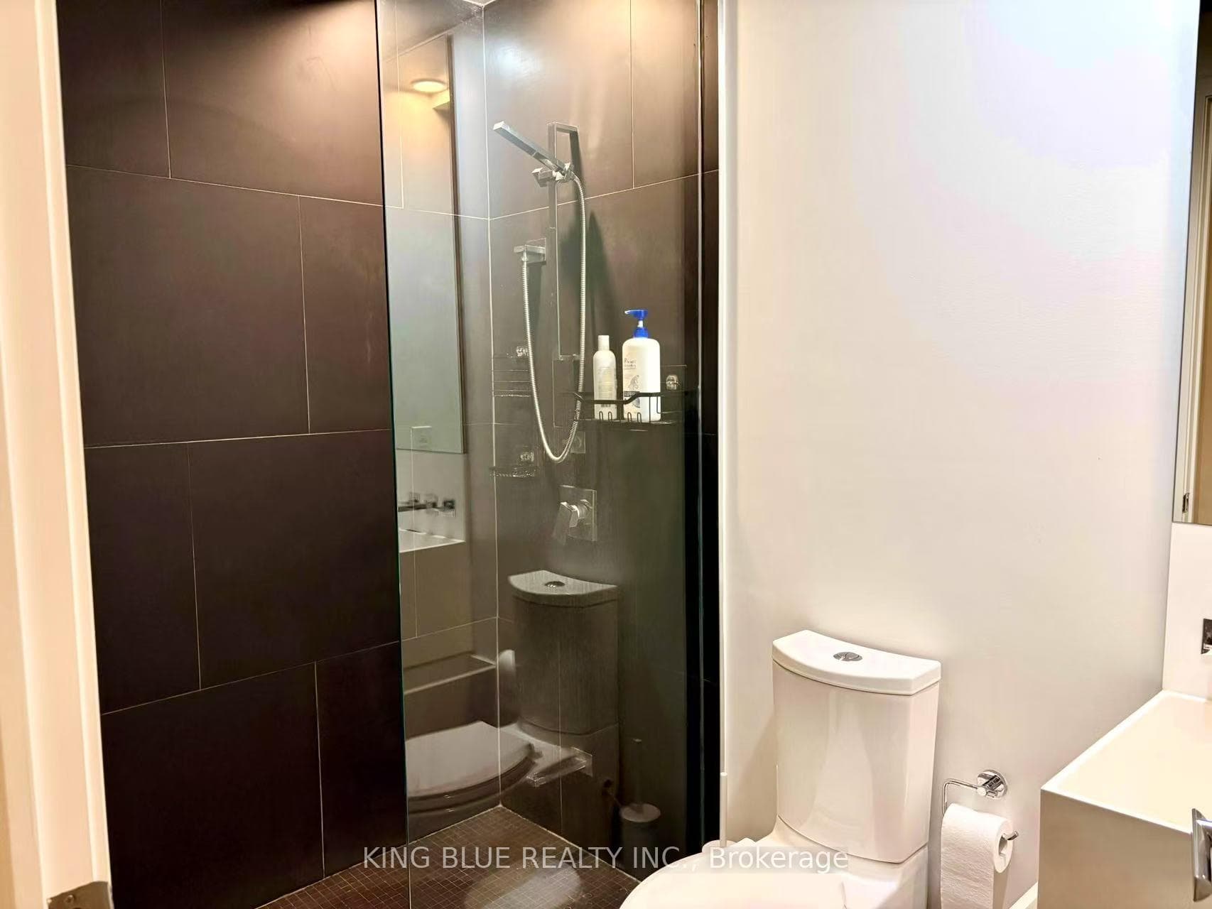 1 Bloor Street Unit 1510 photo 12