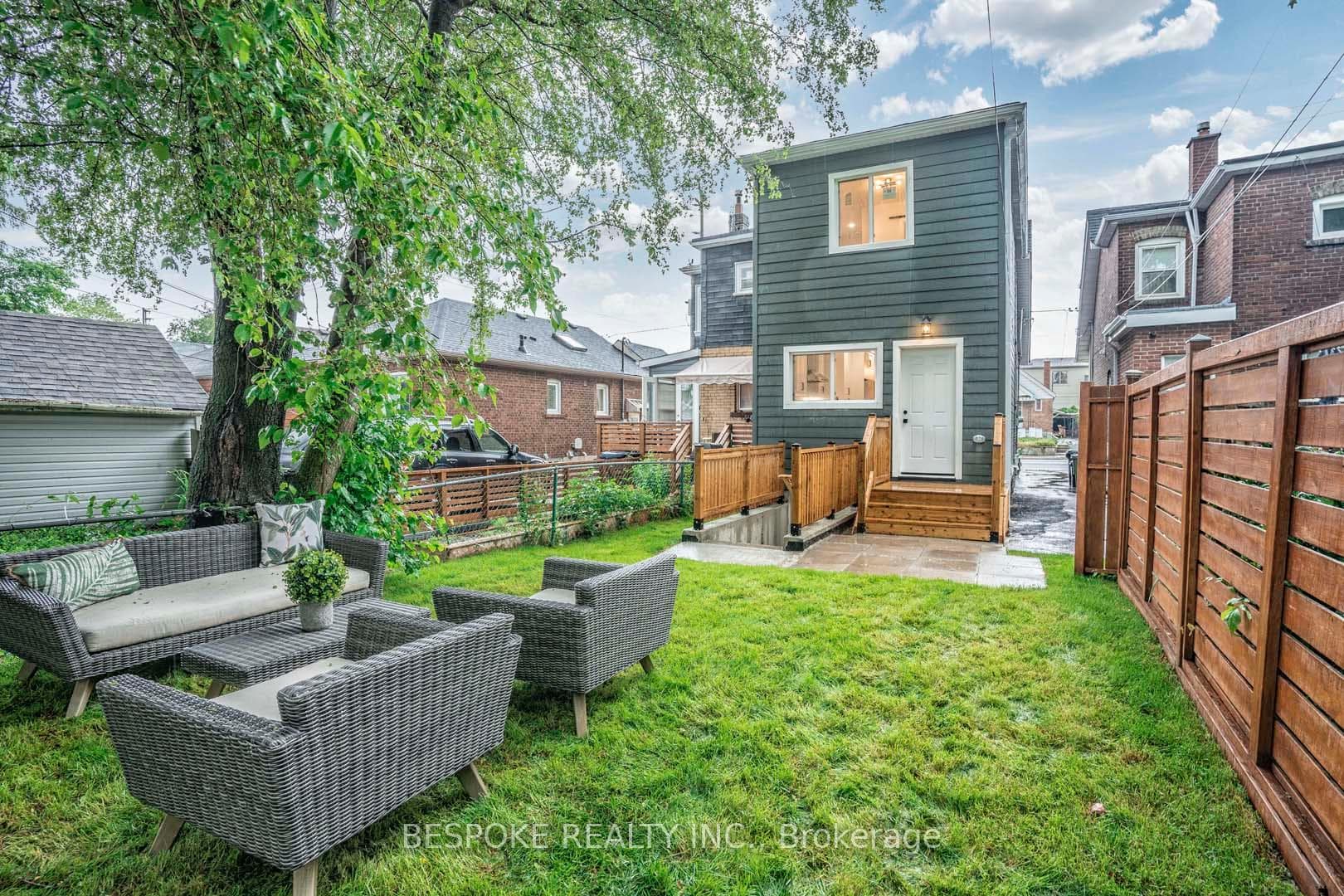 681 Cosburn Avenue Unit Main photo 39