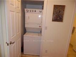 310 Burnhamthorpe Road Unit 1808 photo 11