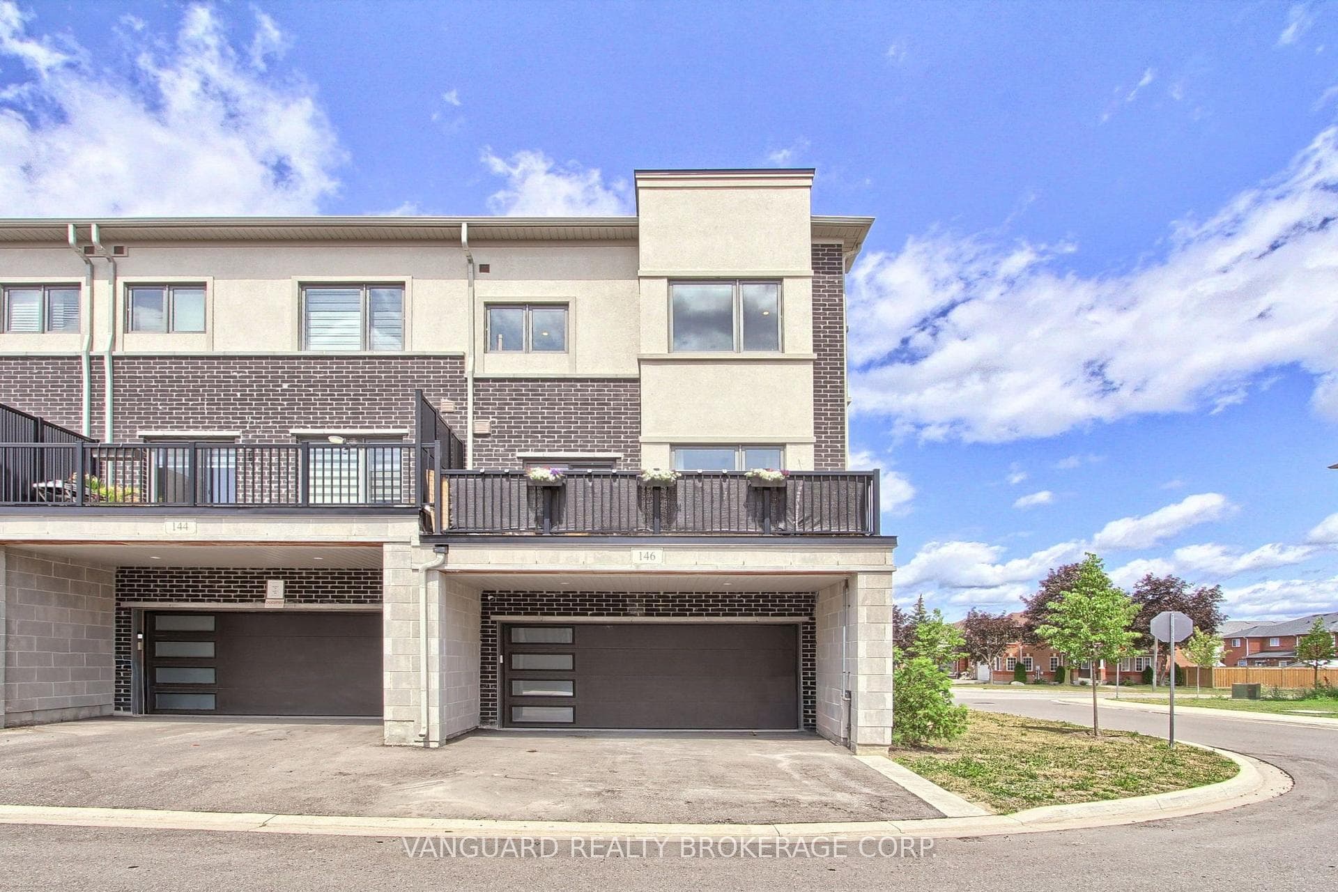 146 Landsbridge Street photo 34