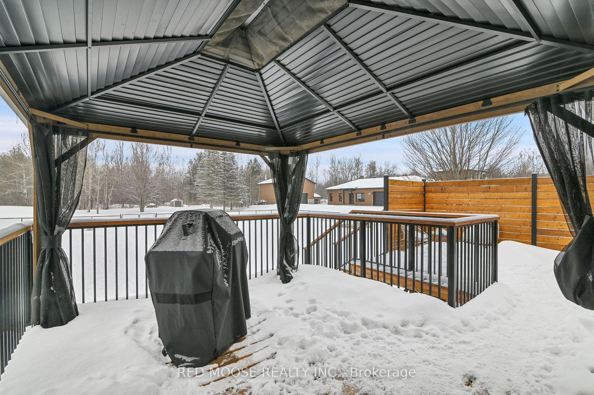 1502 Calypso Street photo 33