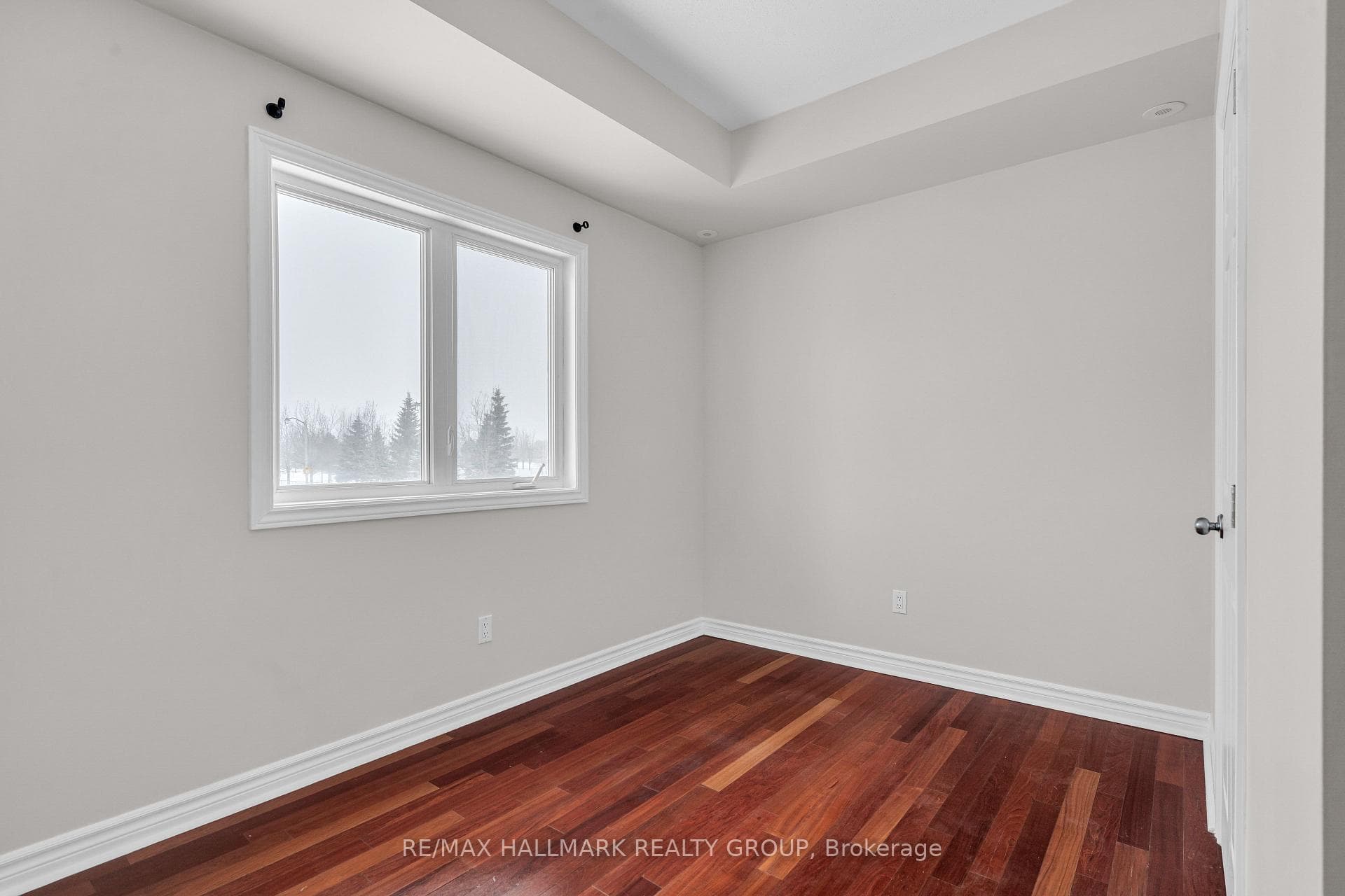 221 Crestway Drive Unit G photo 17