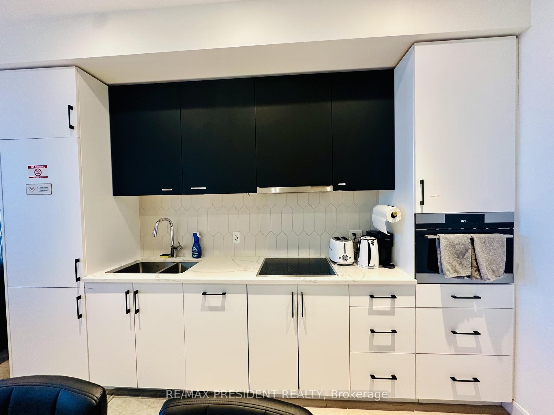 741 King Street Unit 1202 photo 6