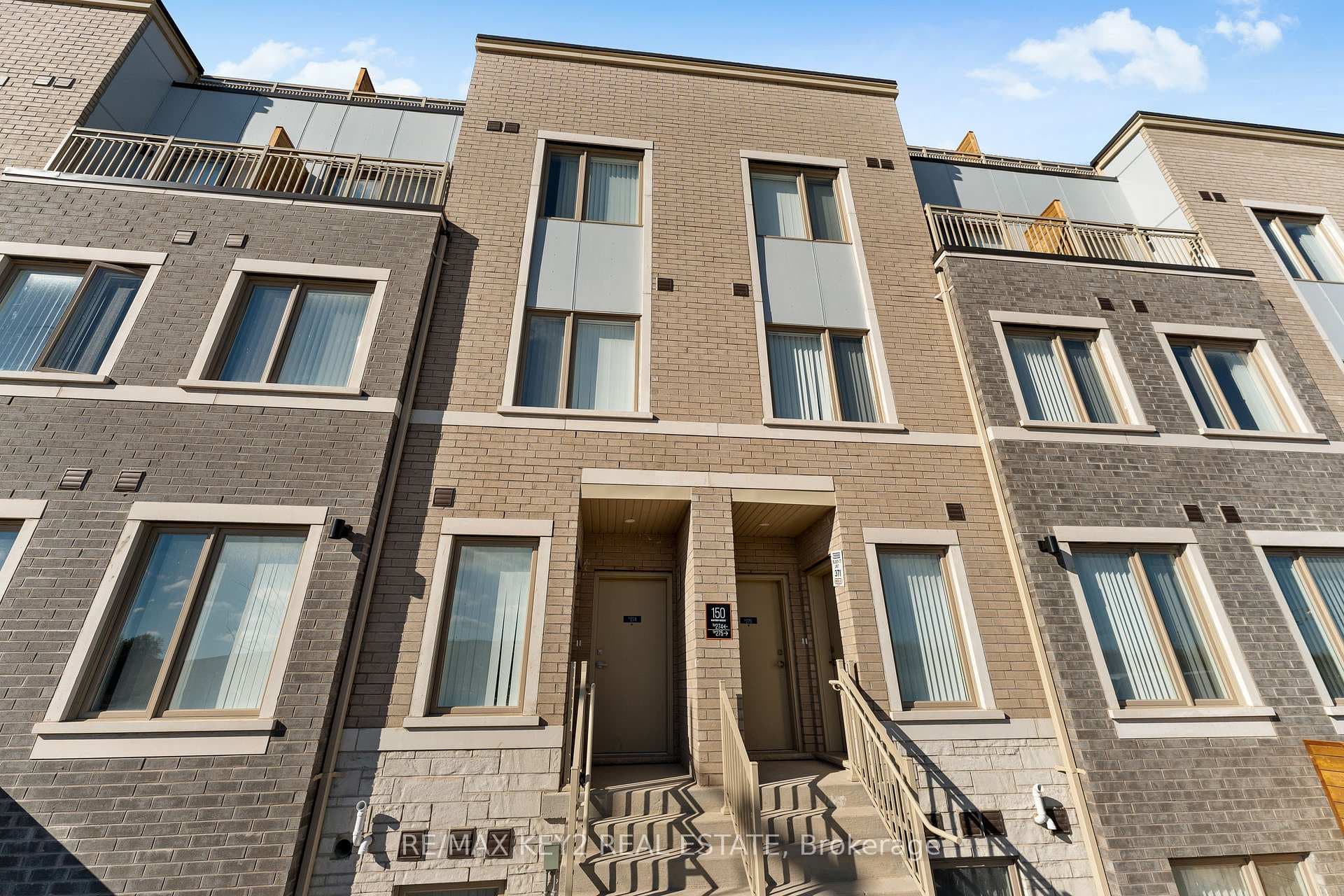 150 Honeycrisp Crescent Unit 273 photo 1