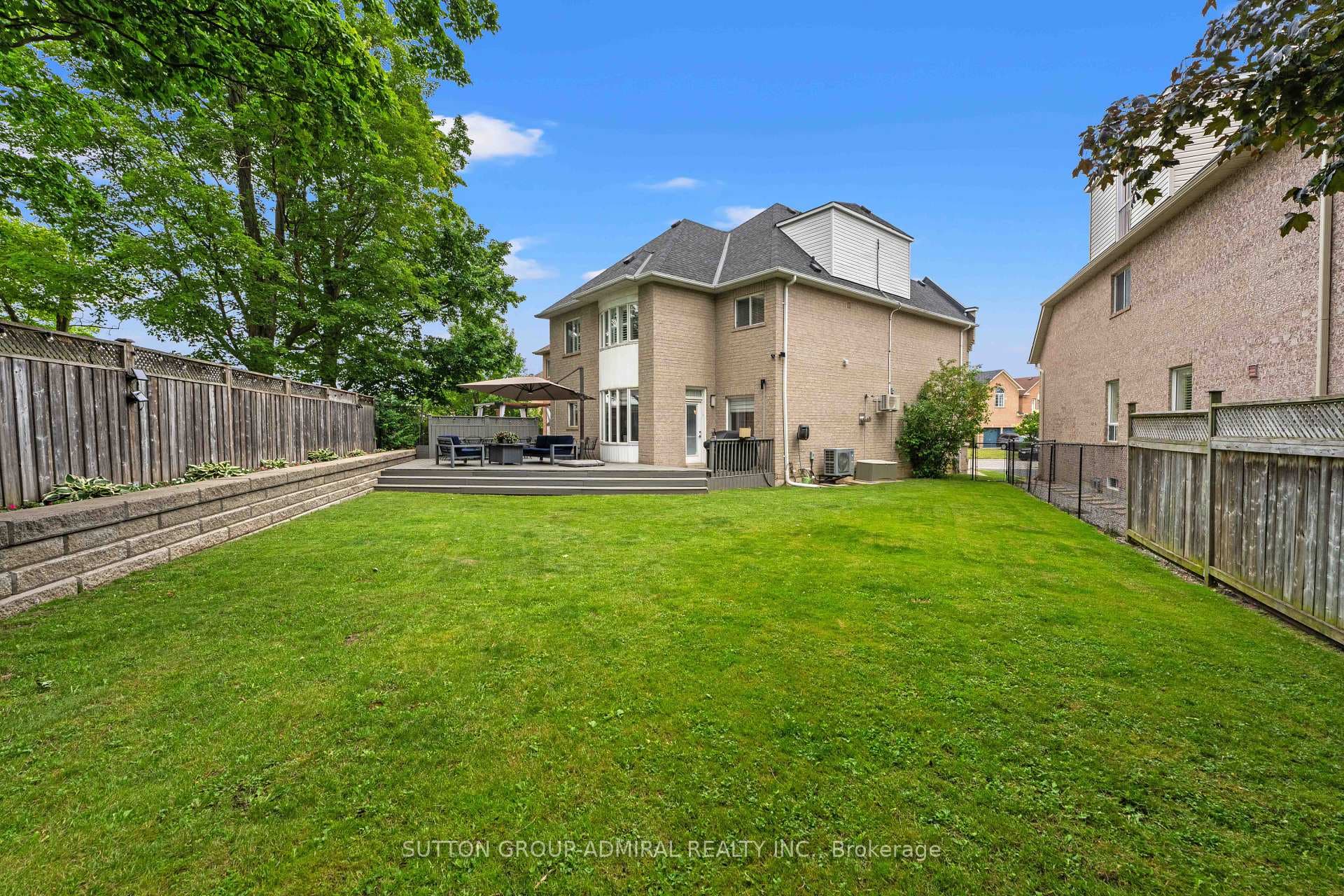 57 Bentwood Crescent photo 27