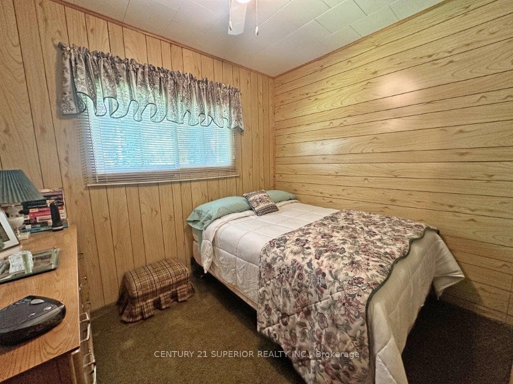 4295C HWY 588 photo 25