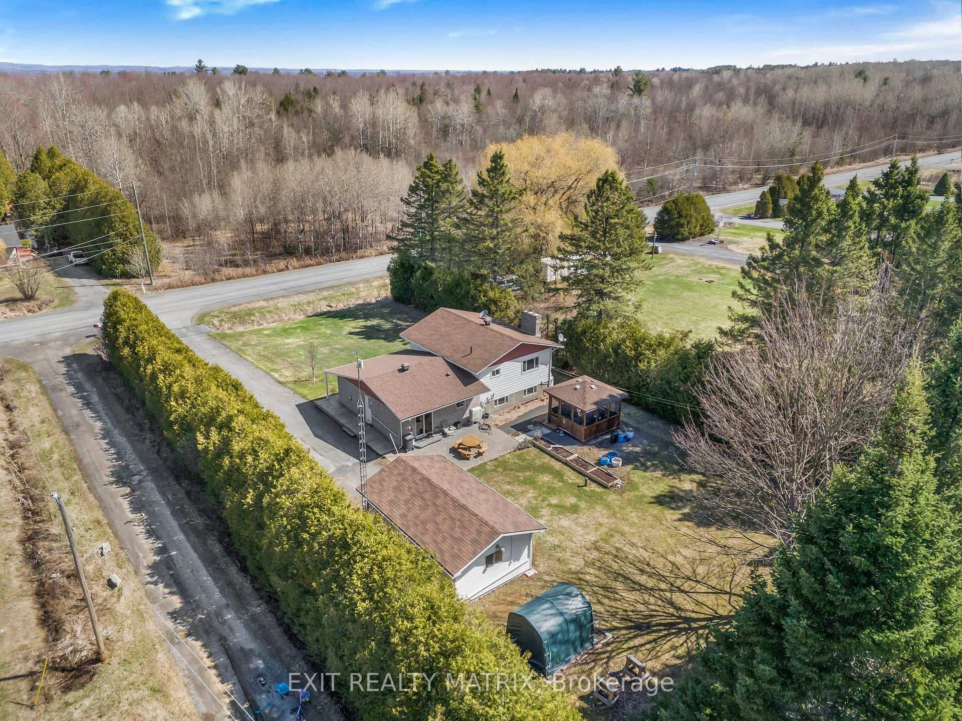 3520 Pattee Road photo 35