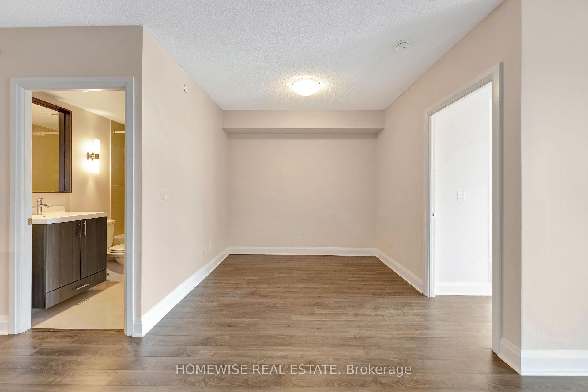 18 Graydon Hall Drive Unit 404 photo 15