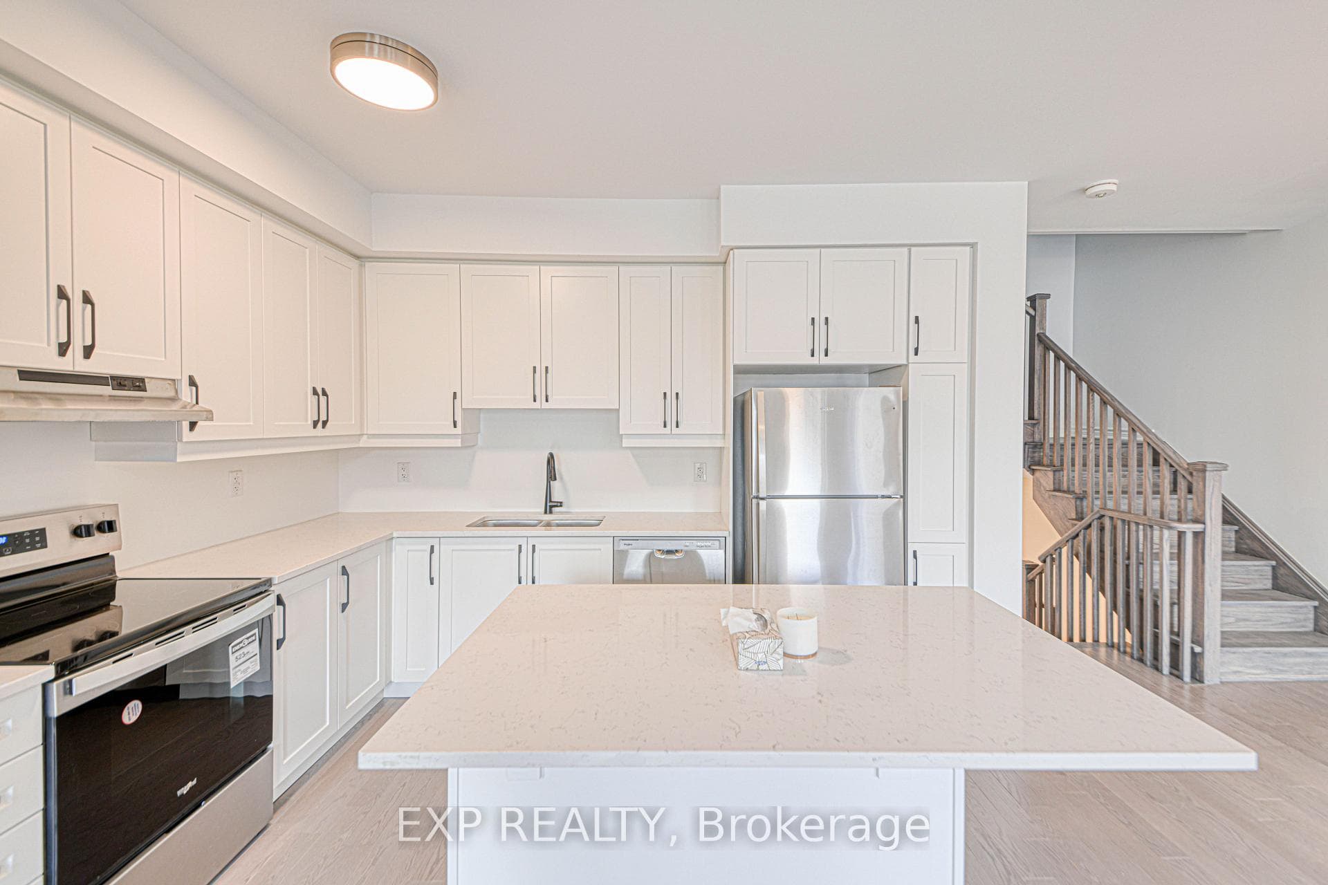 5138 Vetere Street photo 8