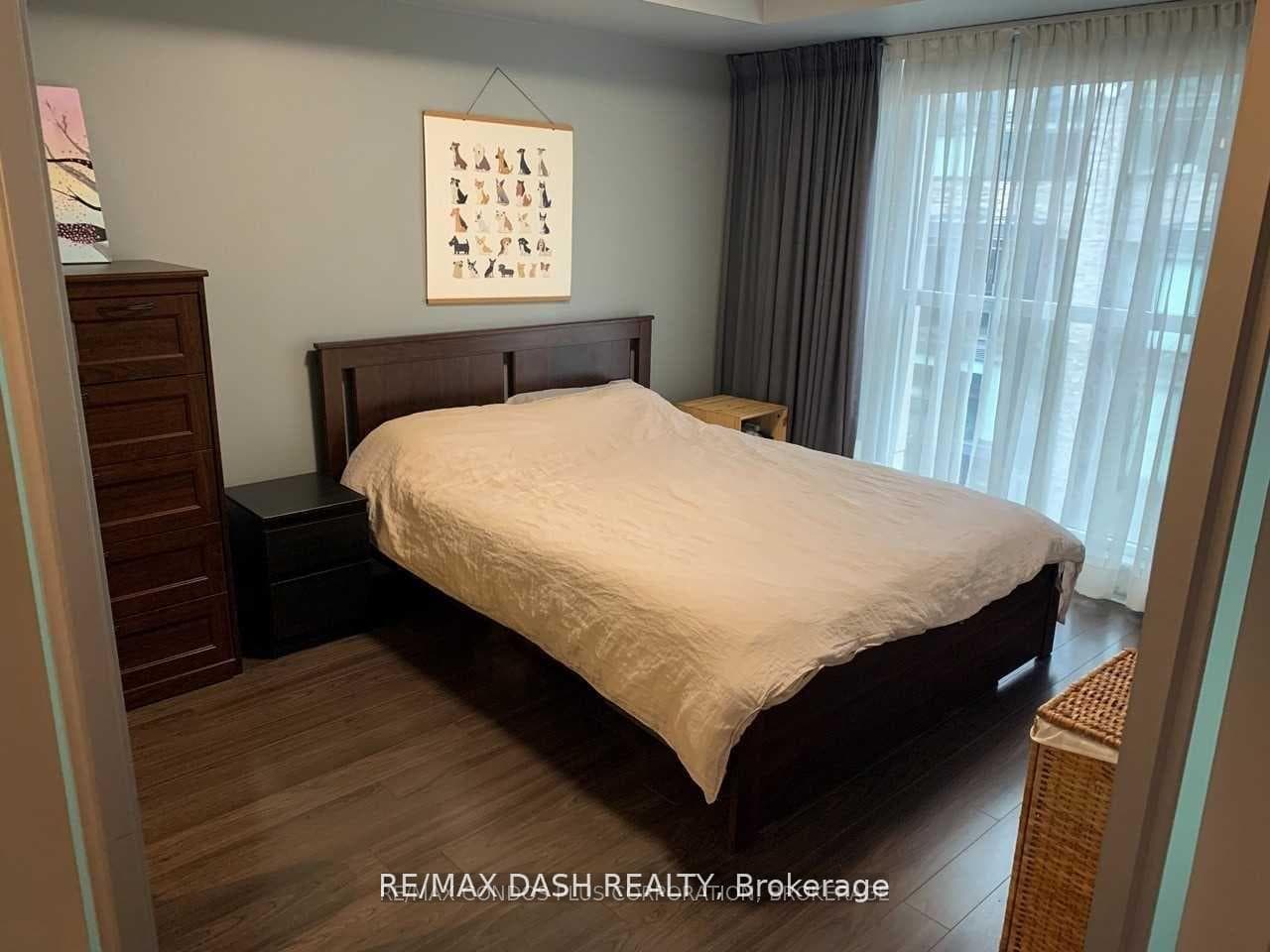 18 Beverley Street Unit 413 photo 15