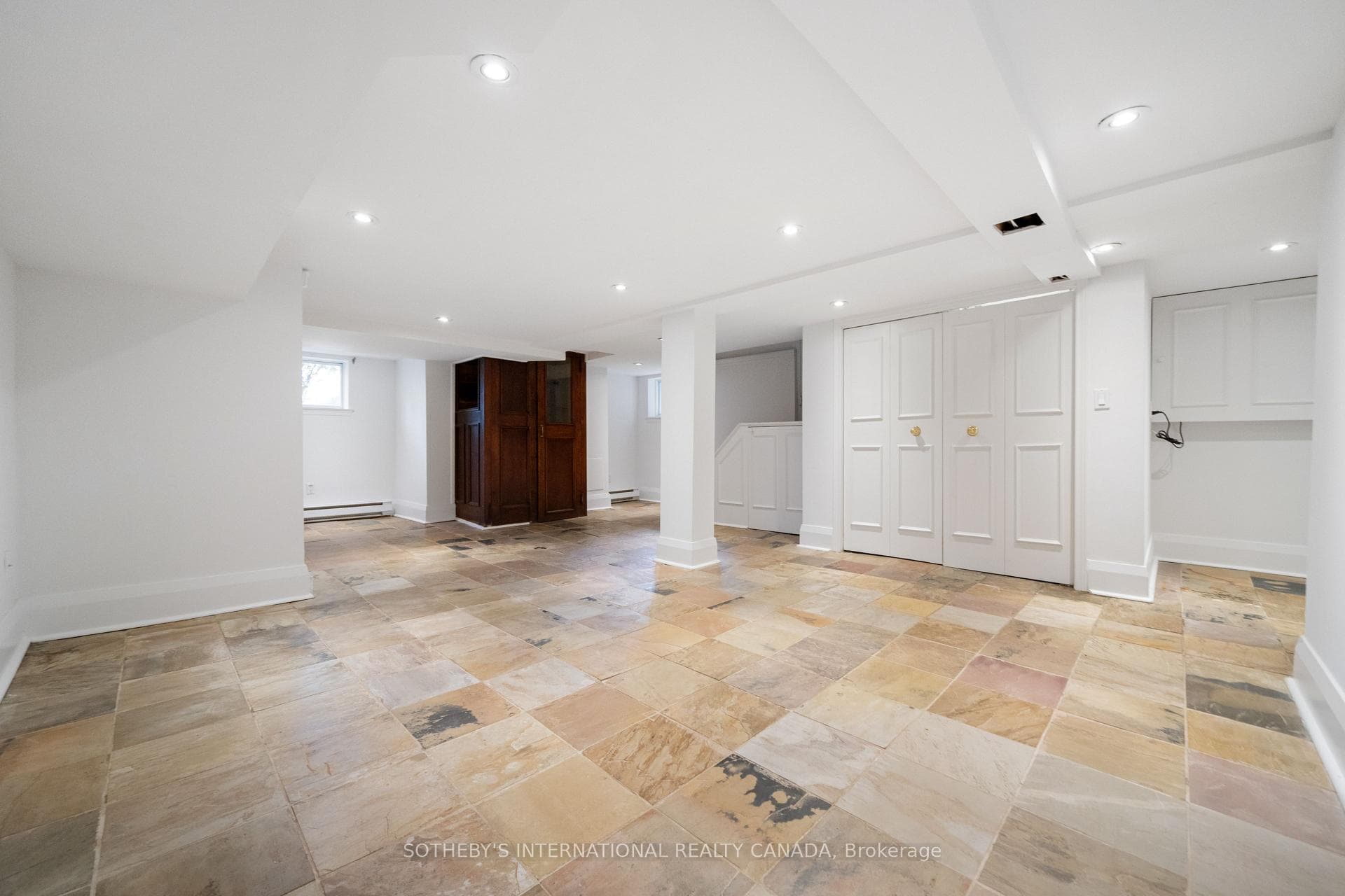 207 Glengrove Avenue photo 19