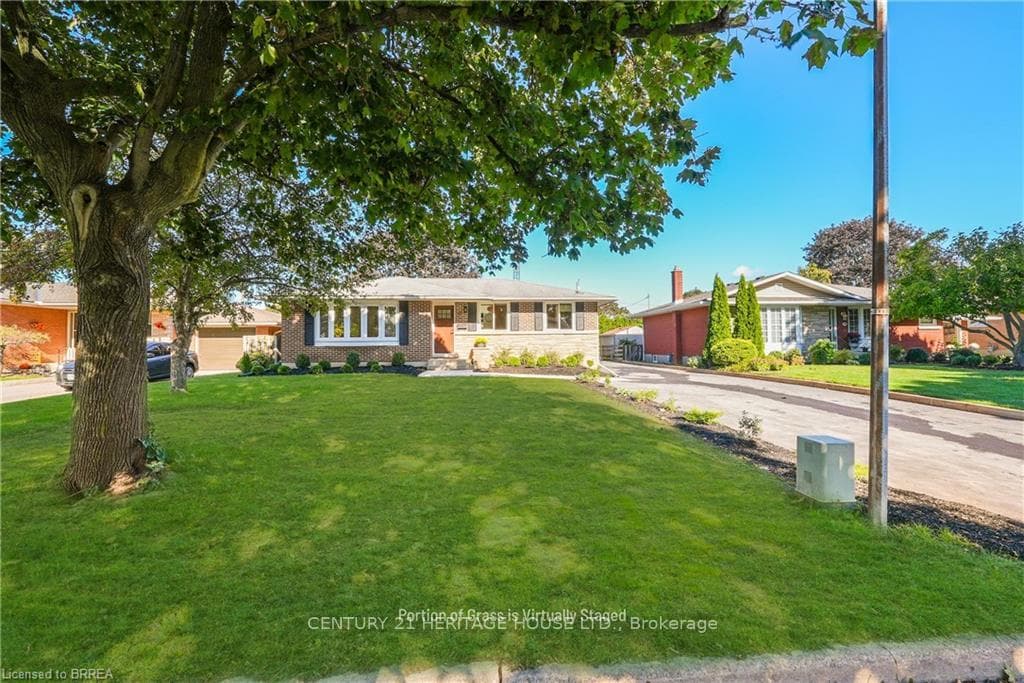 17 Preston Drive photo 6