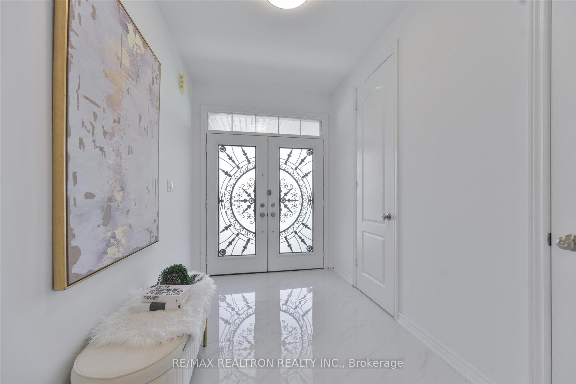 175 William Graham Drive photo 6