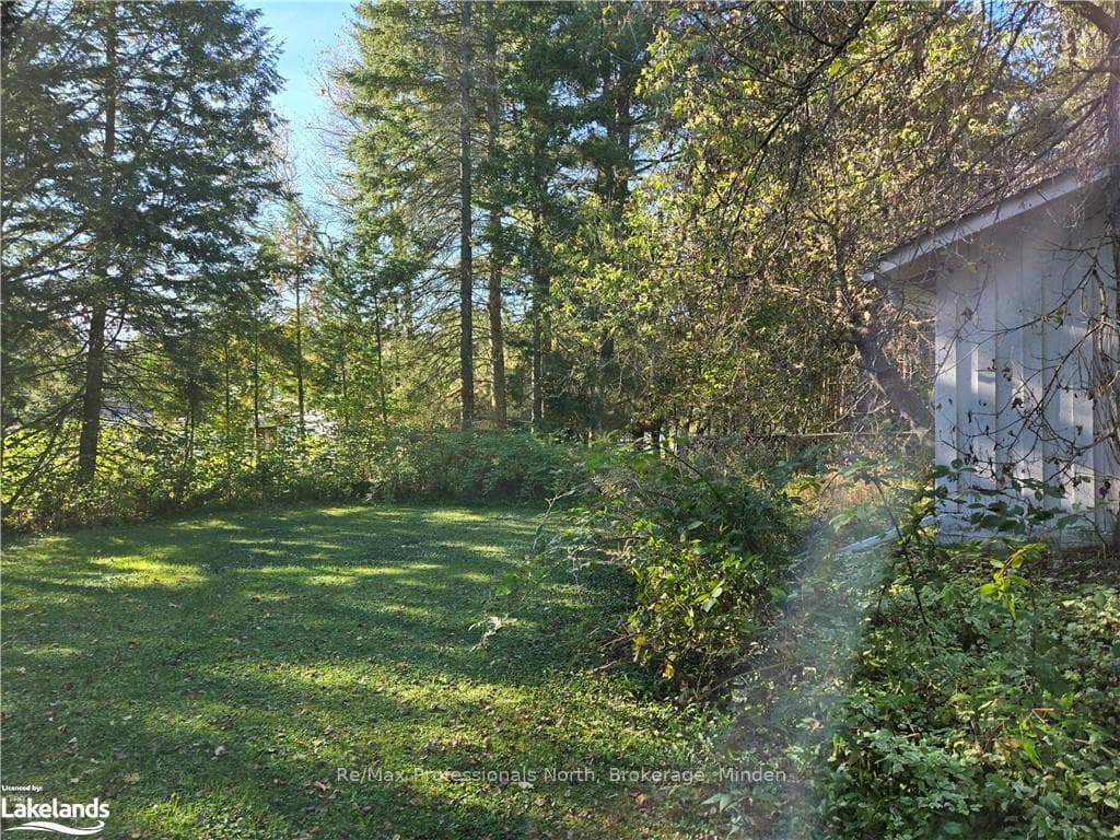7 STOUFFER Street photo 8