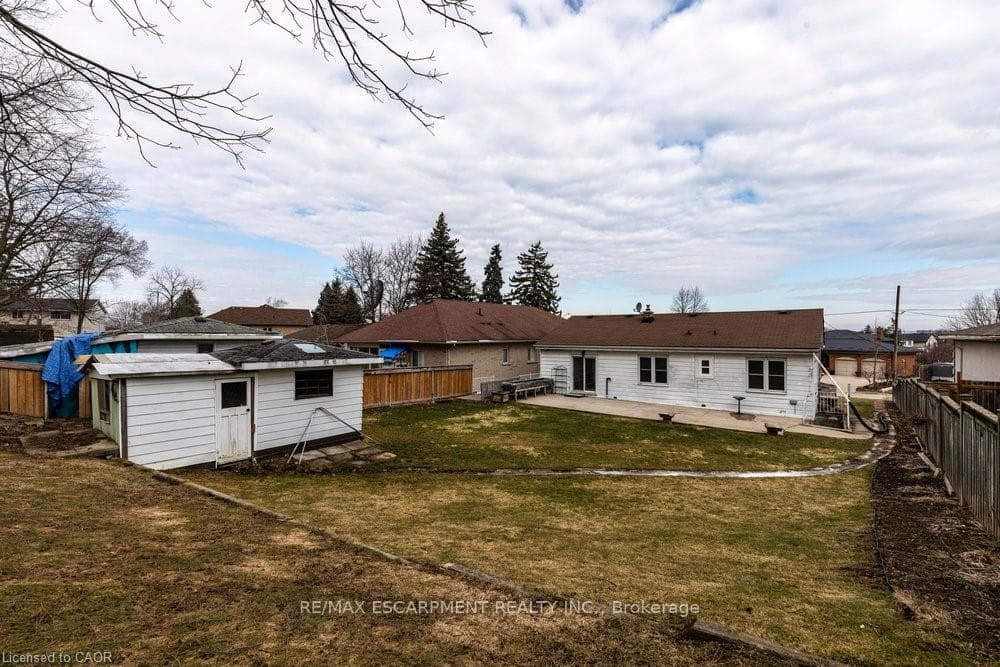 76 MARGARET Avenue photo 19