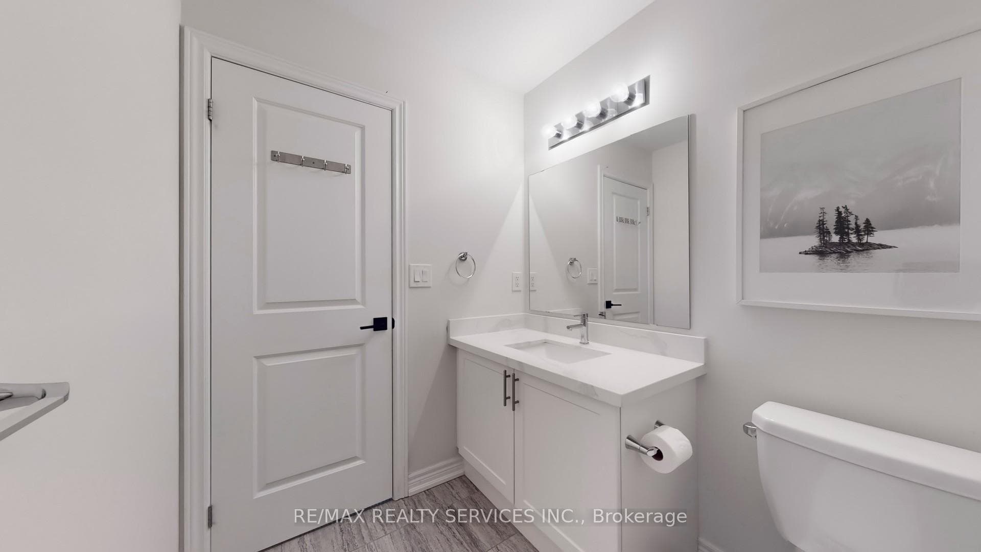 256 Inspire Boulevard photo 28