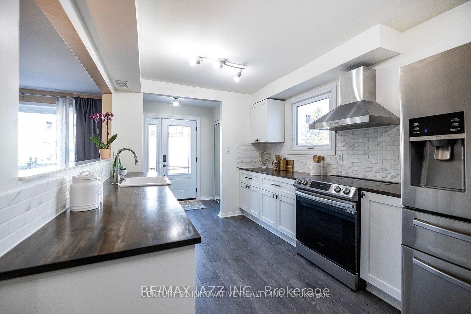 125 Peacock Boulevard photo 14