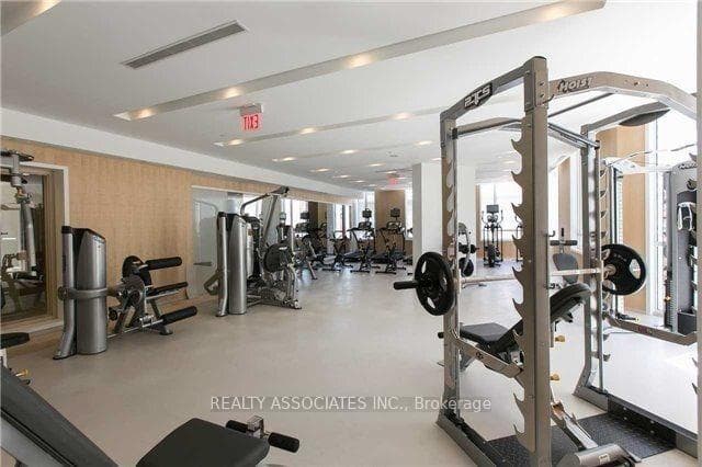 45 Charles Street Unit 807 photo 8