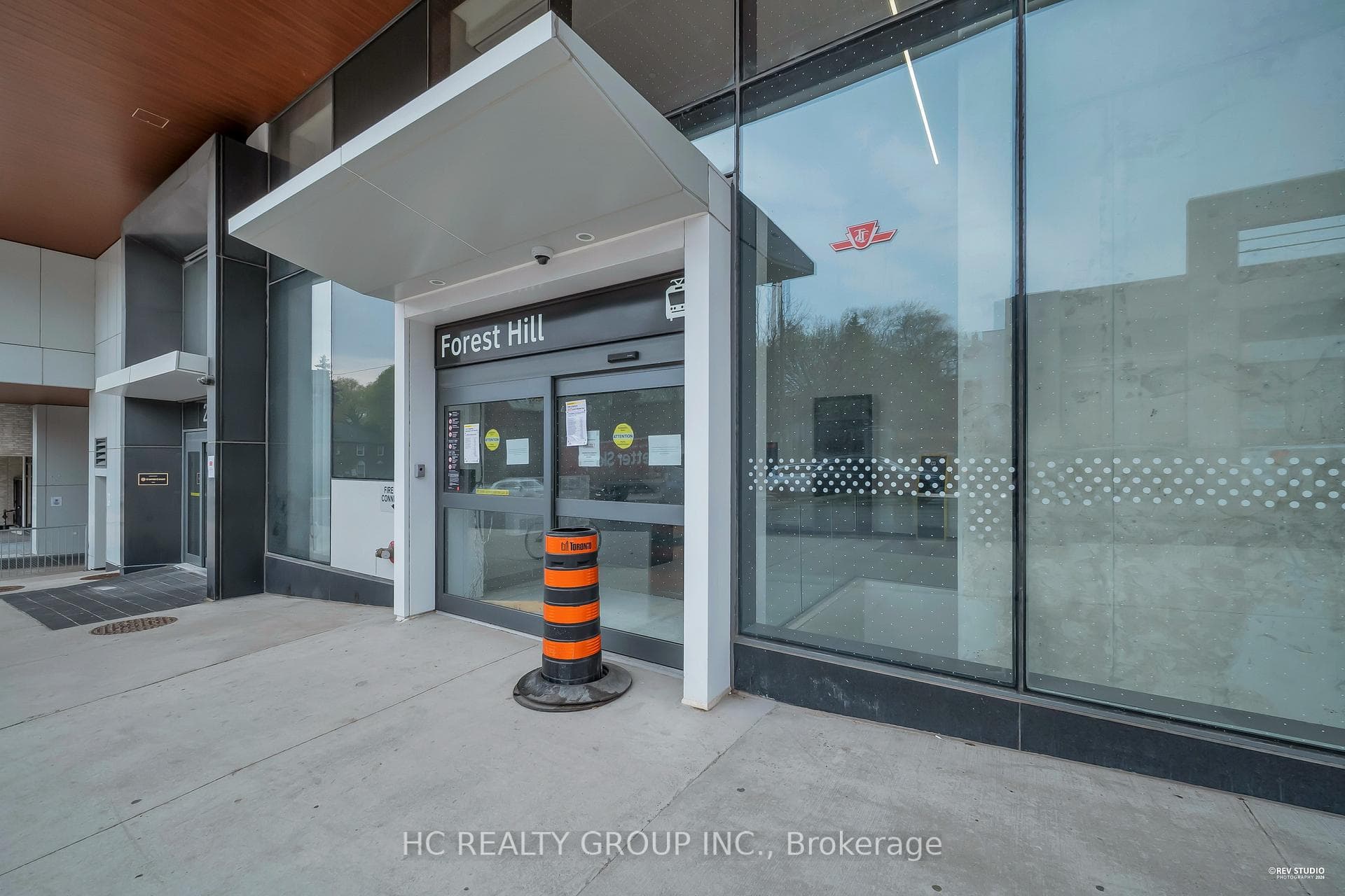 2020 Bathurst Street Unit 603 photo 4