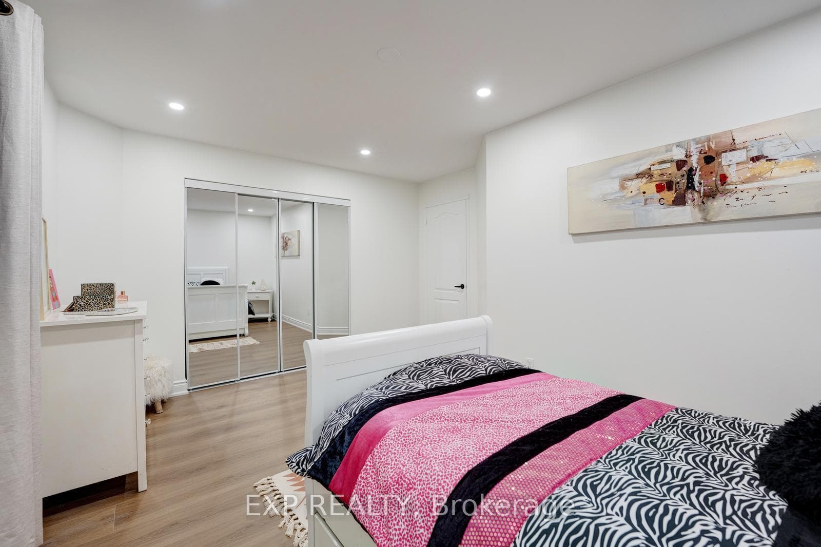 33 Hartrick Place photo 30