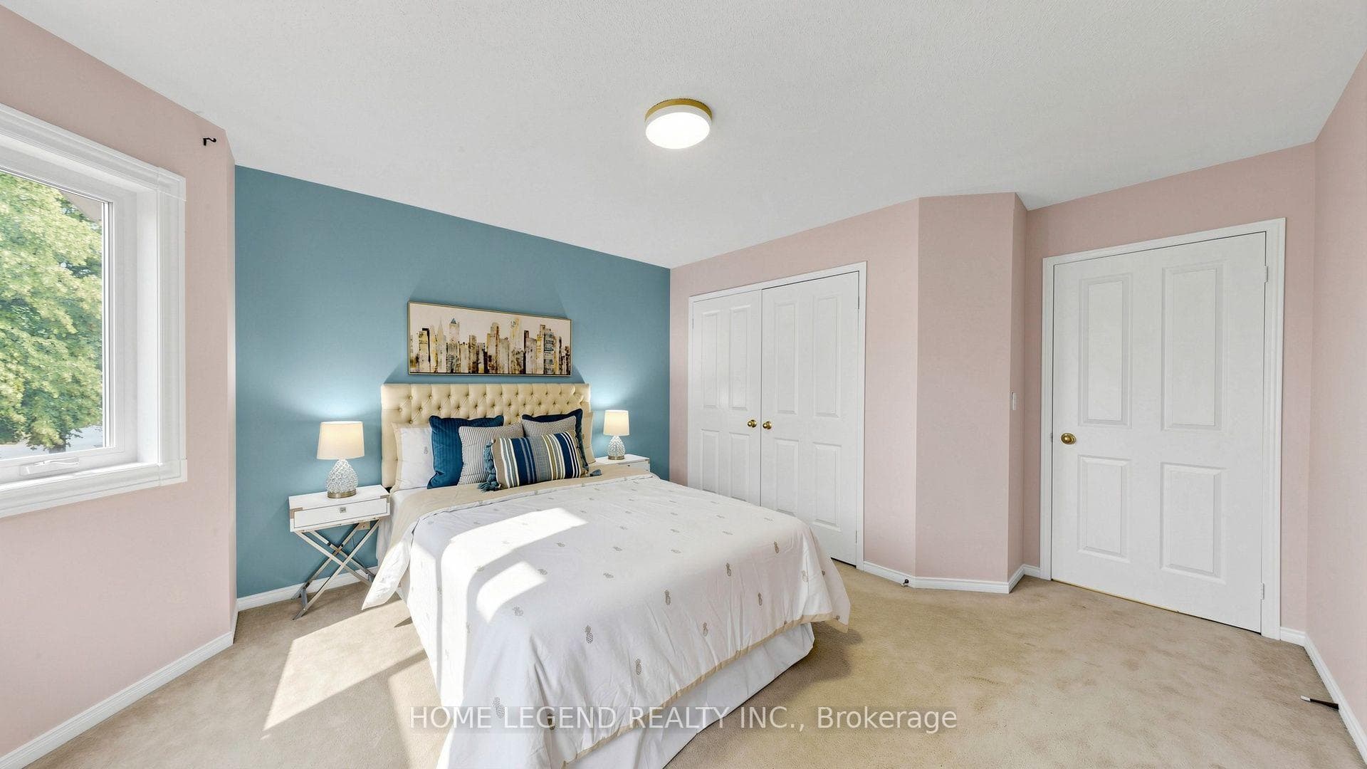 14 Mccaul Street photo 25