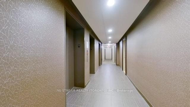 70 Town Centre Court Unit 518 photo 20