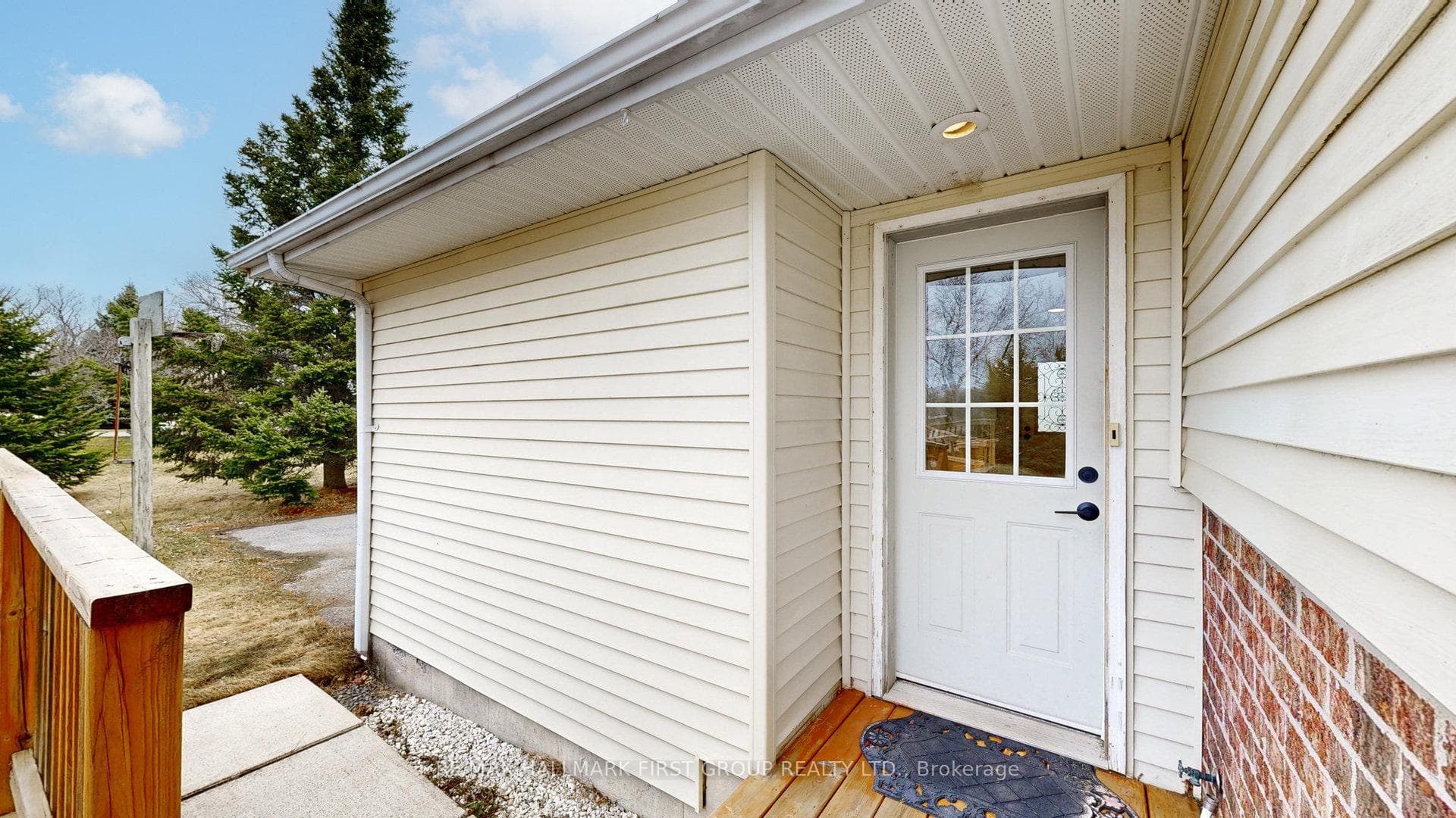 4892 White Road photo 33