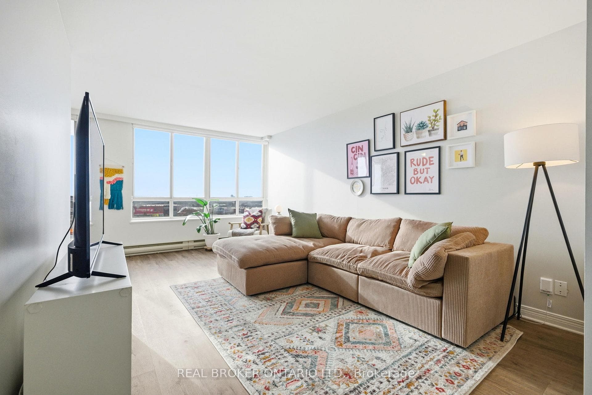 100 Grant Carman Drive Unit 703 photo 4