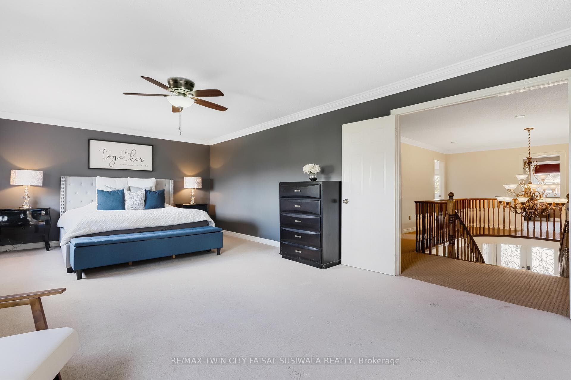 667 Burnett Avenue photo 34