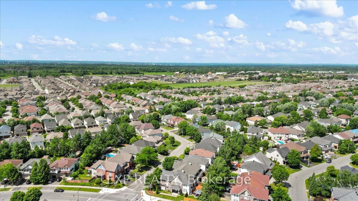 264 Bradwell Way photo 45