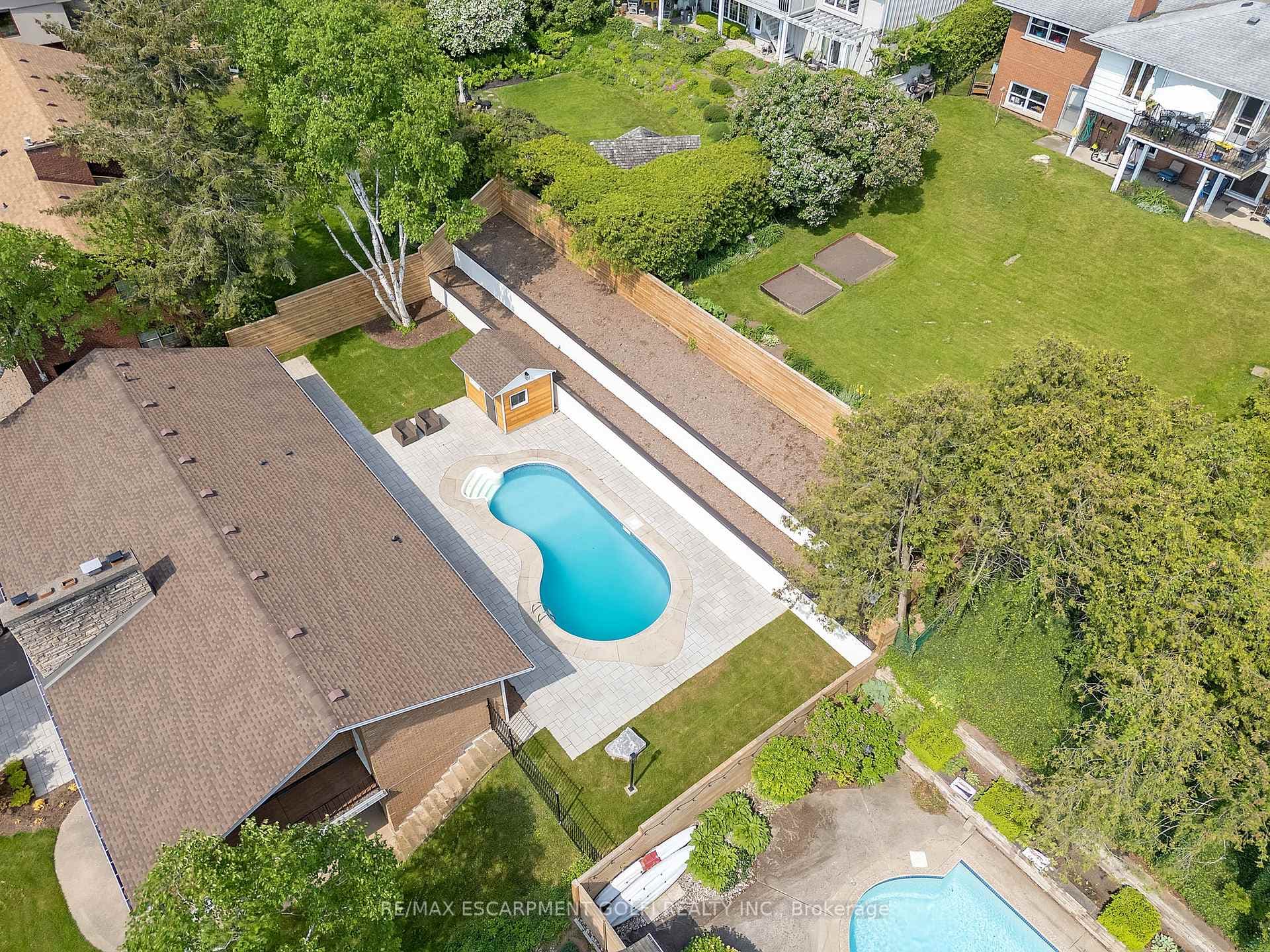 837 Danforth Place photo 40