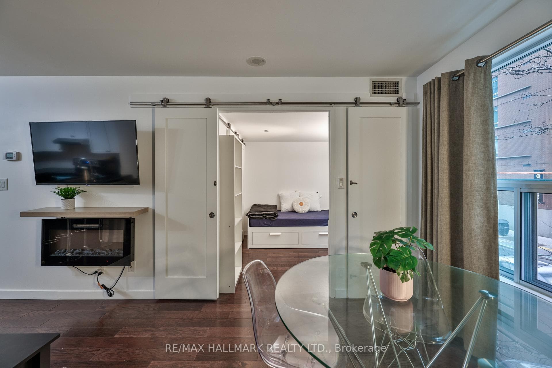 230 King Street Unit 212 photo 13