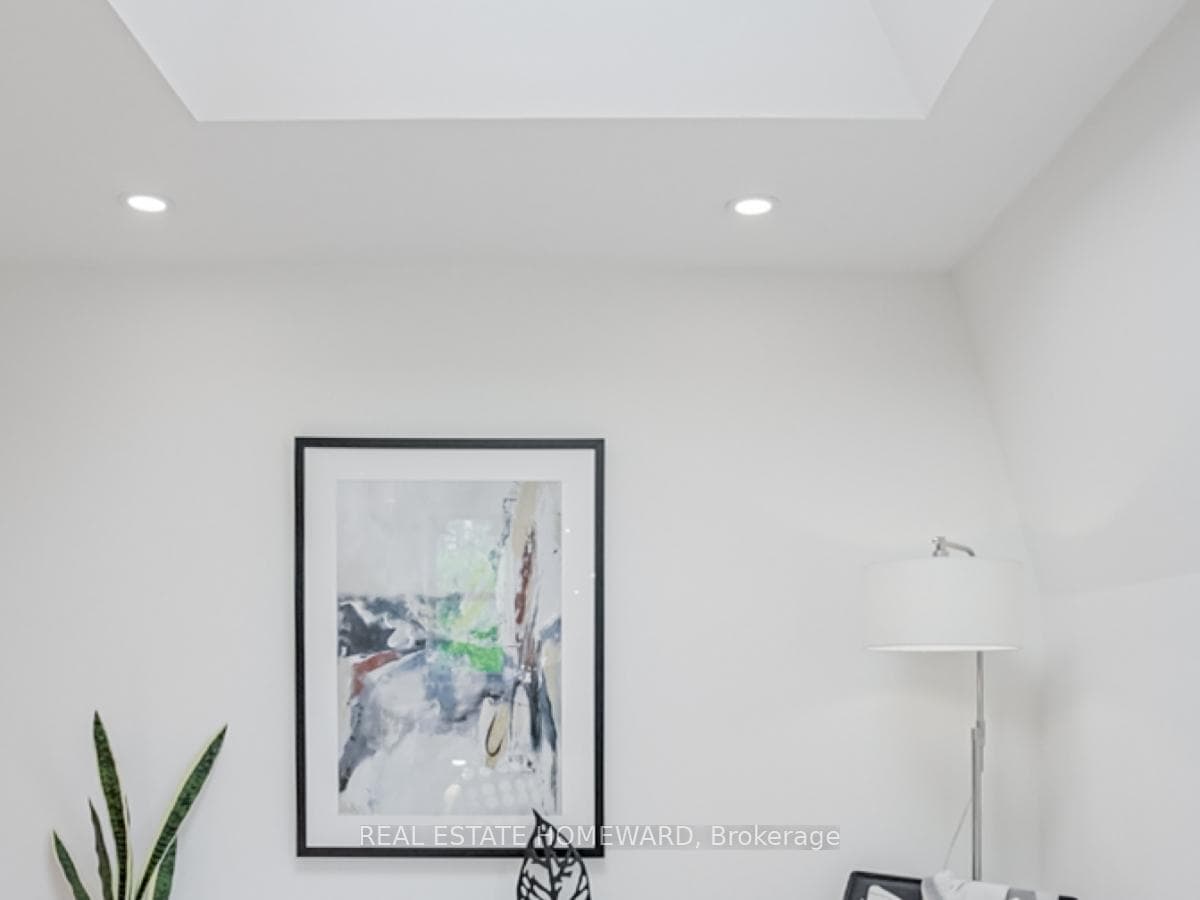 150 Beverley Street Unit 3G photo 25