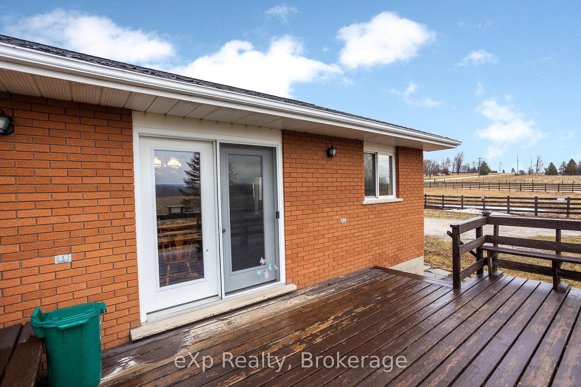 439607 Sydenham-Lakeshore Drive photo 27
