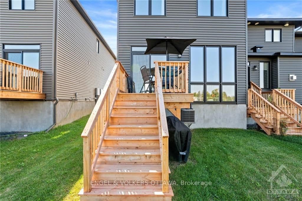 43 O'DONOVAN Drive photo 18