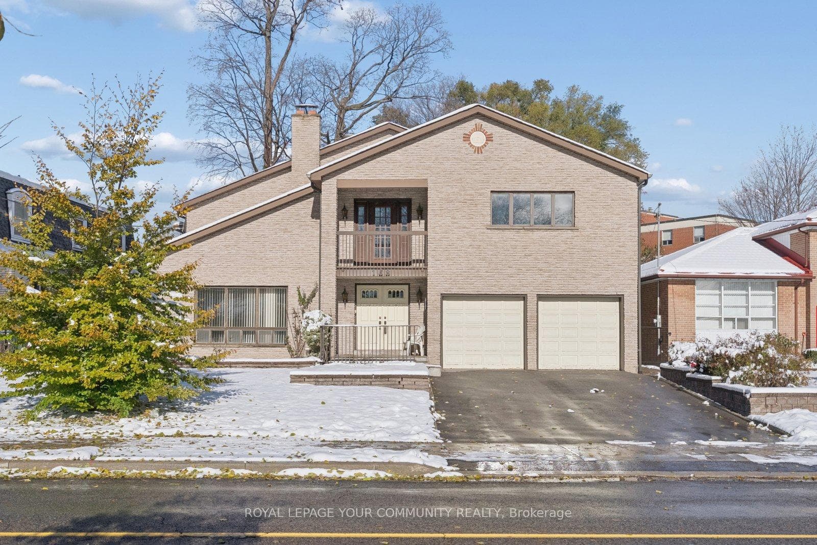 168 Grandravine Drive photo 1