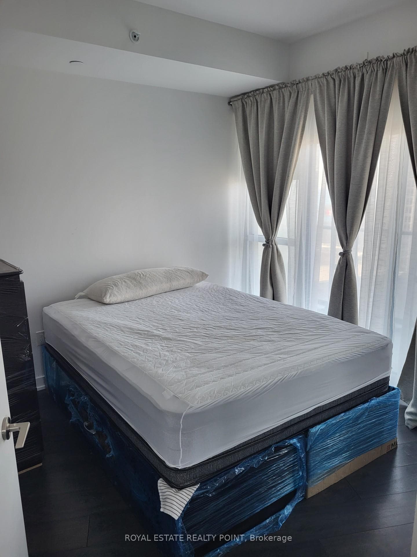 38 Iannuzzi Street Unit 2504 photo 11