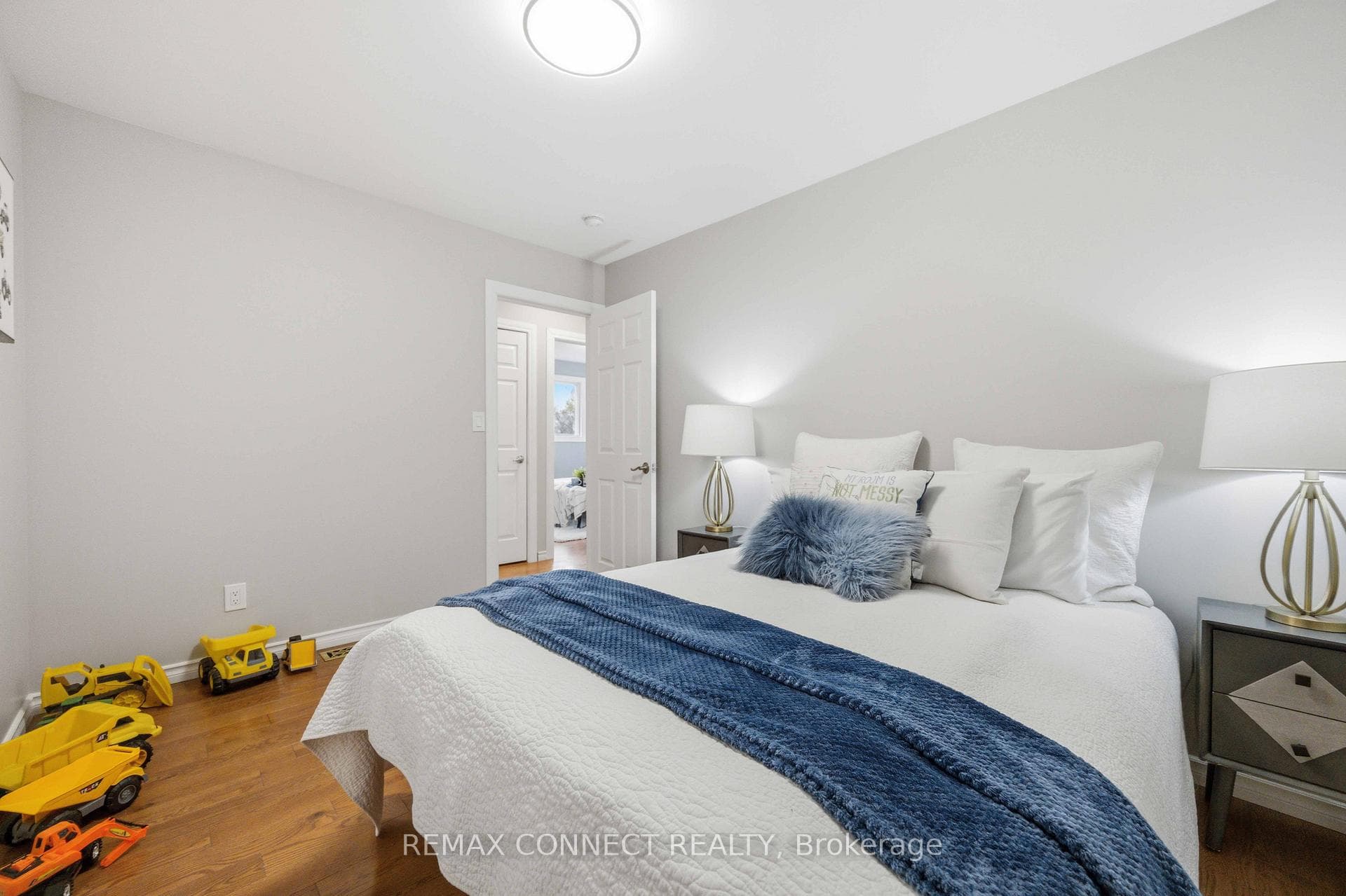 36 Helen Drive photo 22