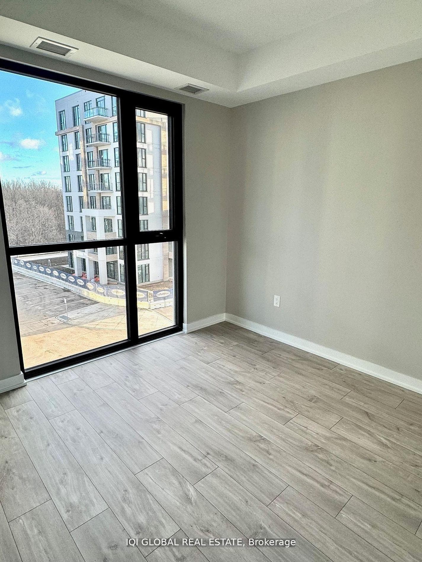 720 Whitlock Avenue Unit 406 photo 13