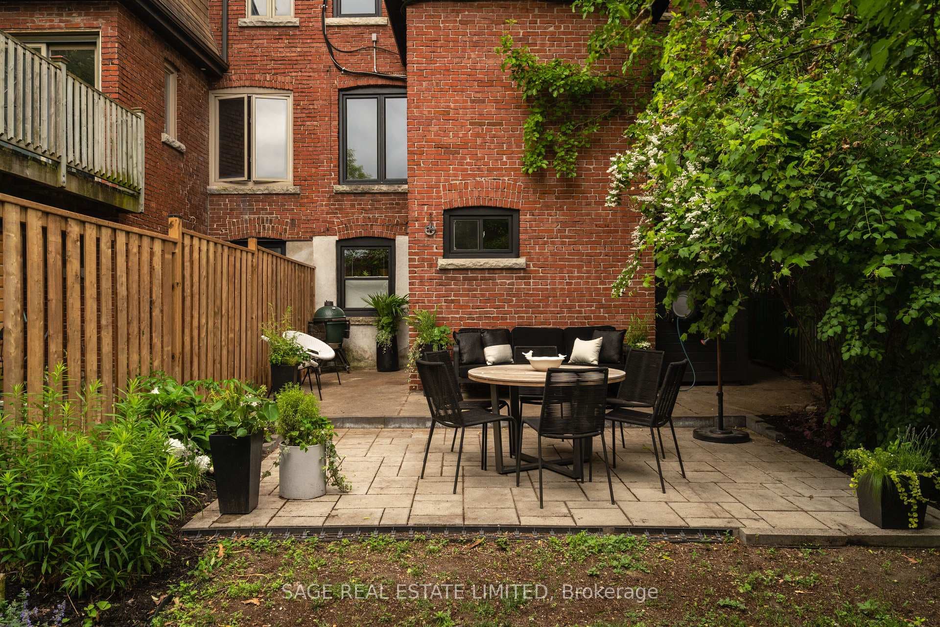 51 Mountview Avenue photo 46