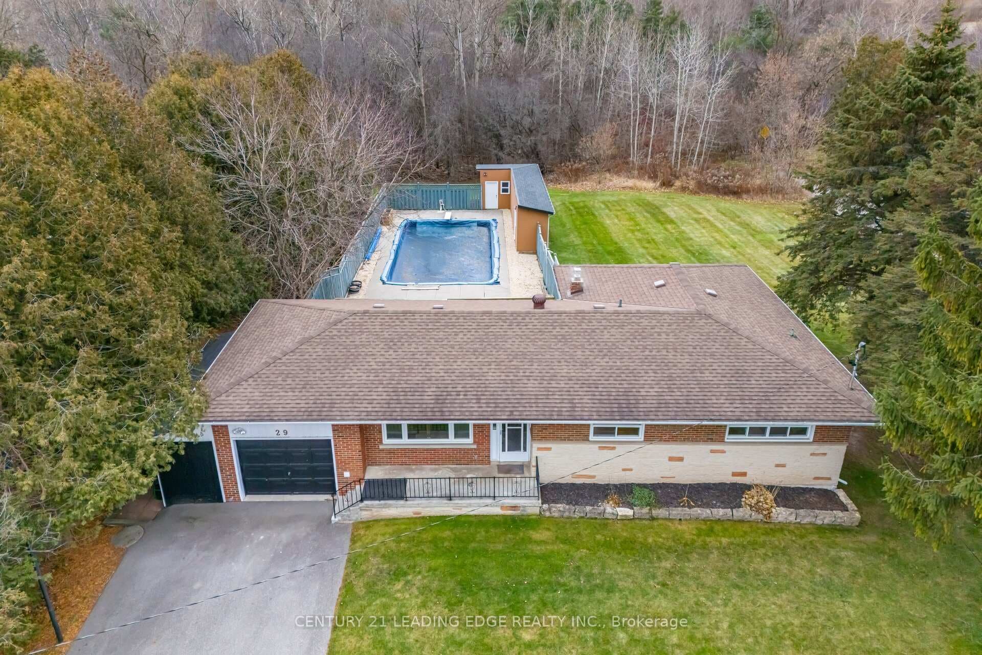 29 Joyce Boulevard photo 7